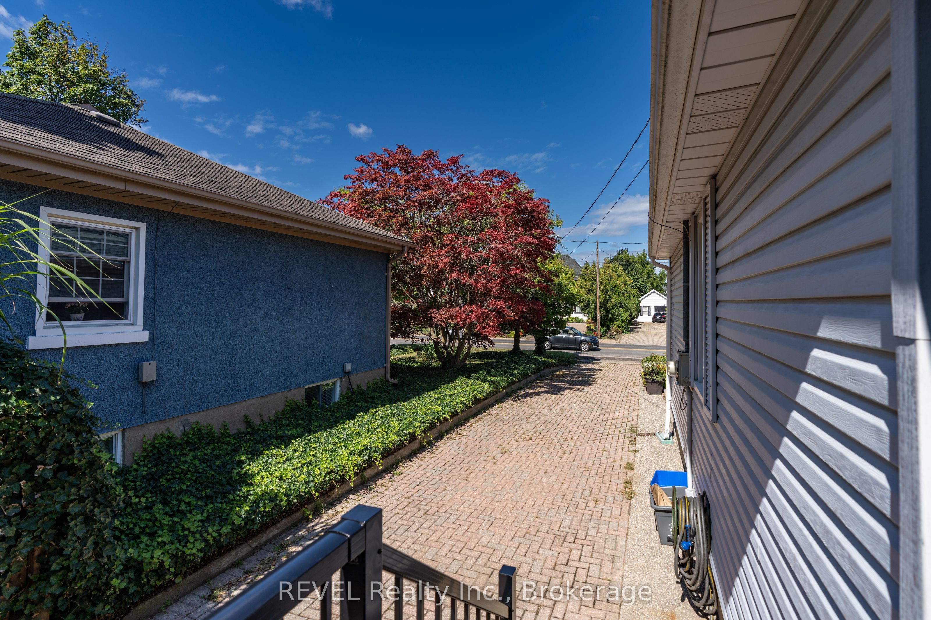 522 Mississagua Street Property Photo 41