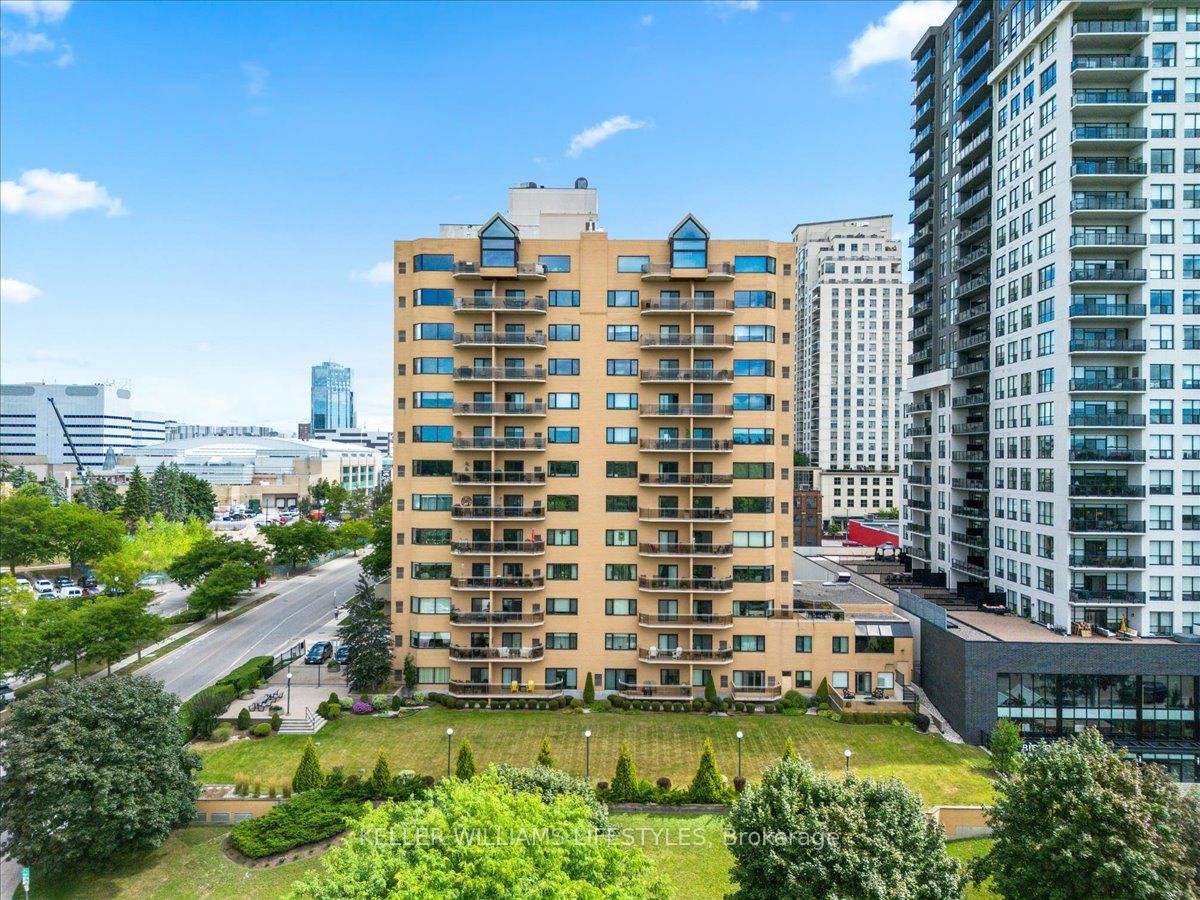 19 King Street 1202 Property Photo 1