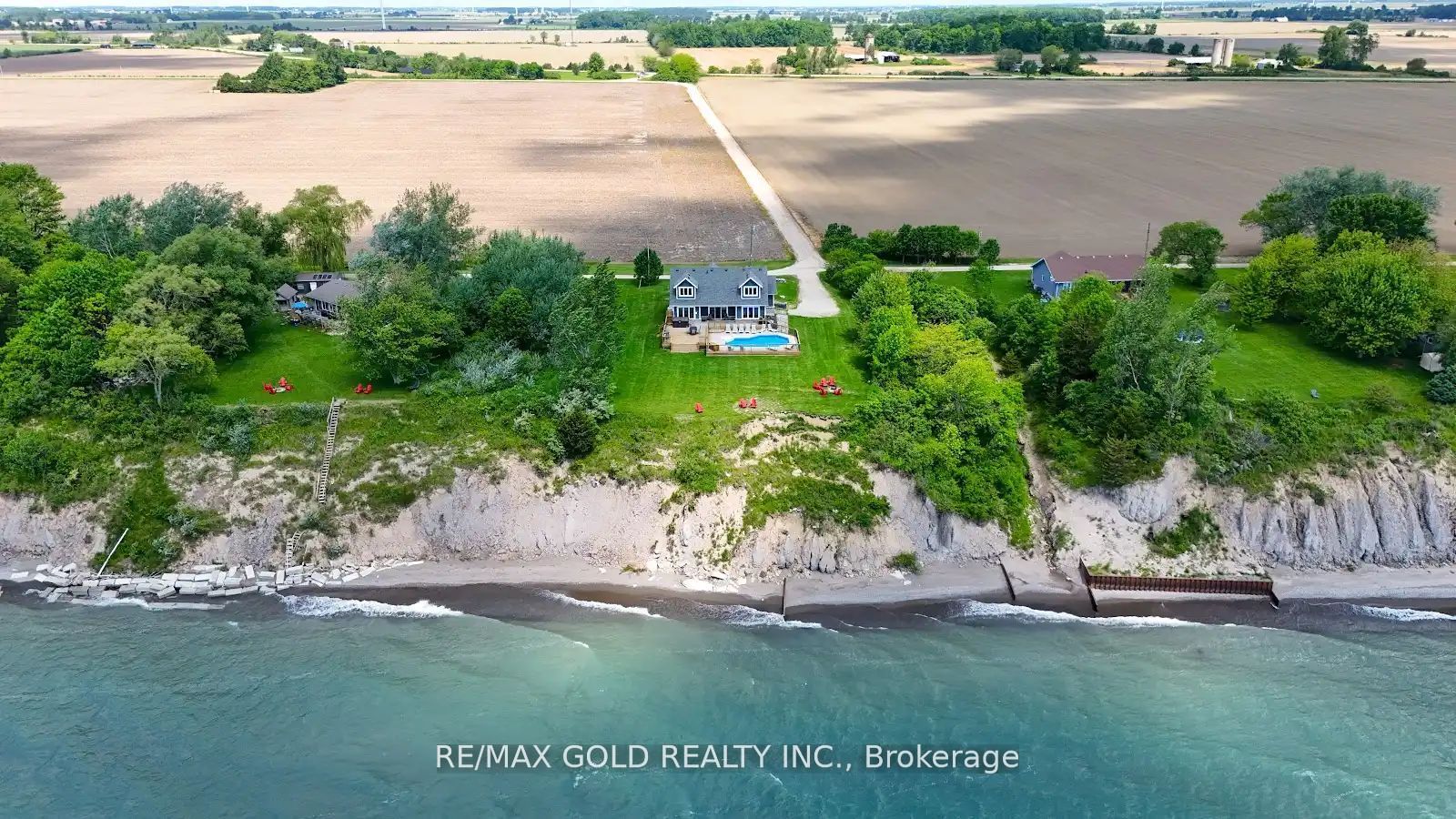 1932 Ocean Boulevard Property Photo 2