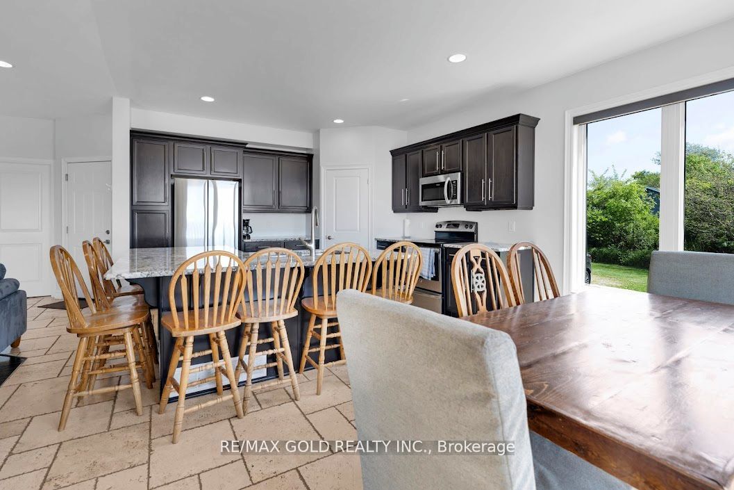 1932 Ocean Boulevard Property Photo 7