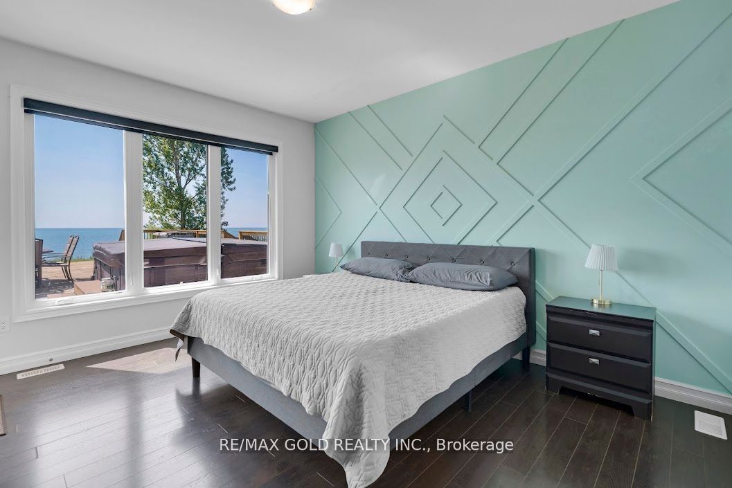 1932 Ocean Boulevard Property Photo 12