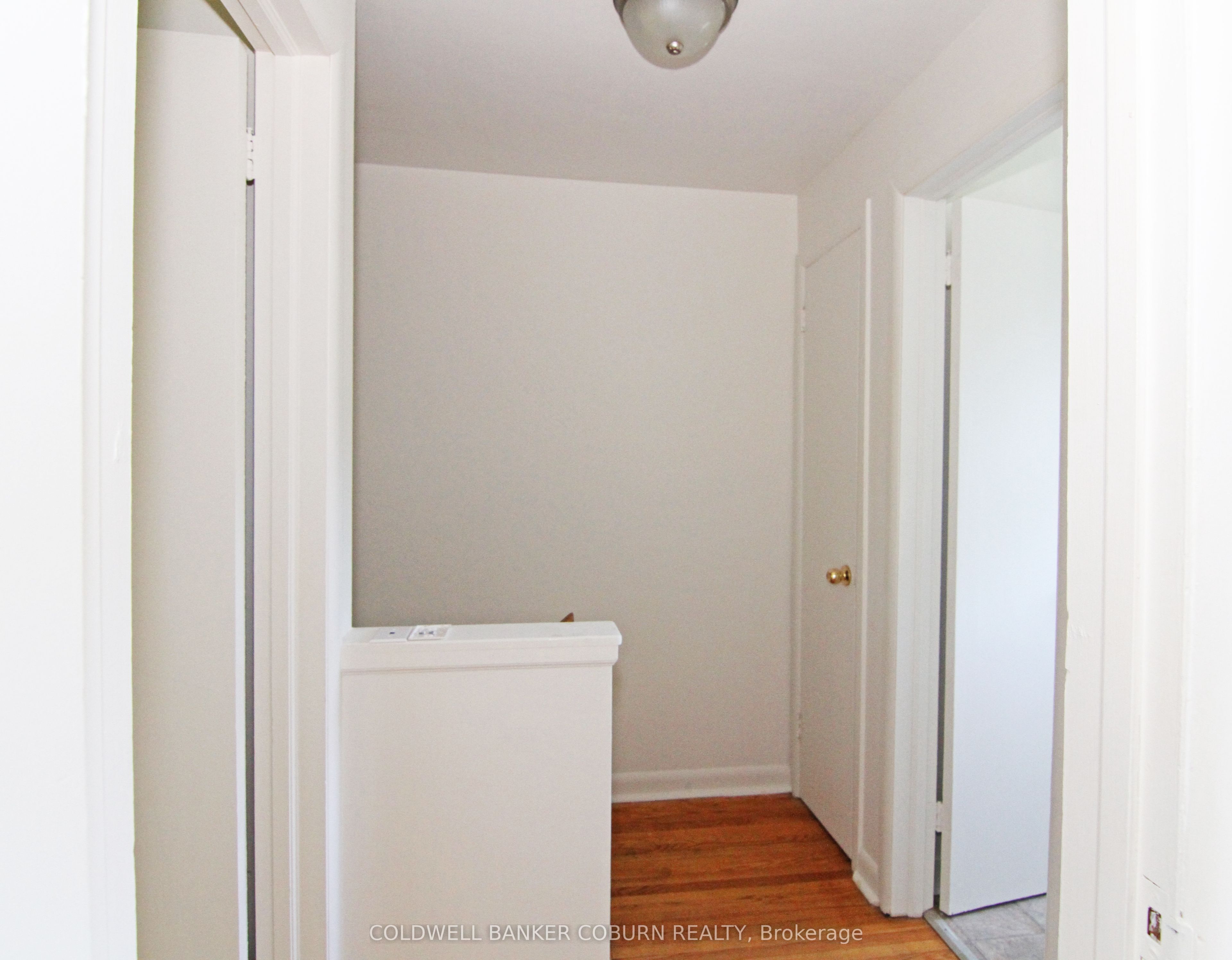 21-23 Casselman Road Property Photo 10