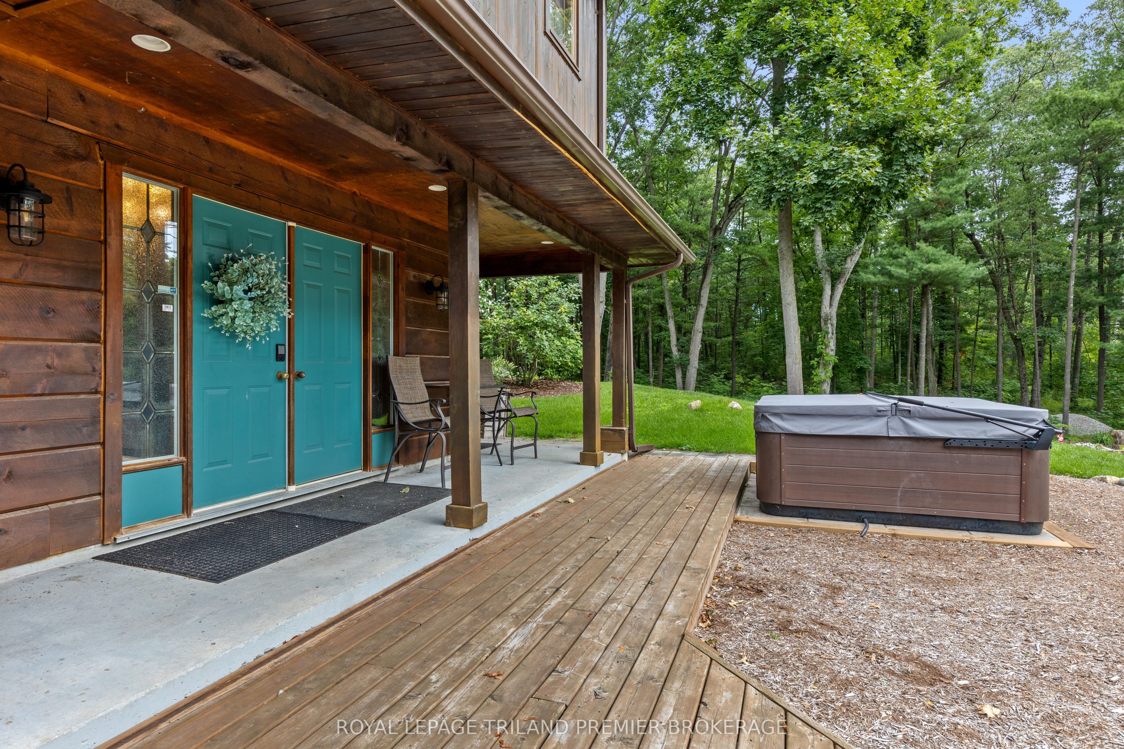 9936 Ontario Street Property Photo 6