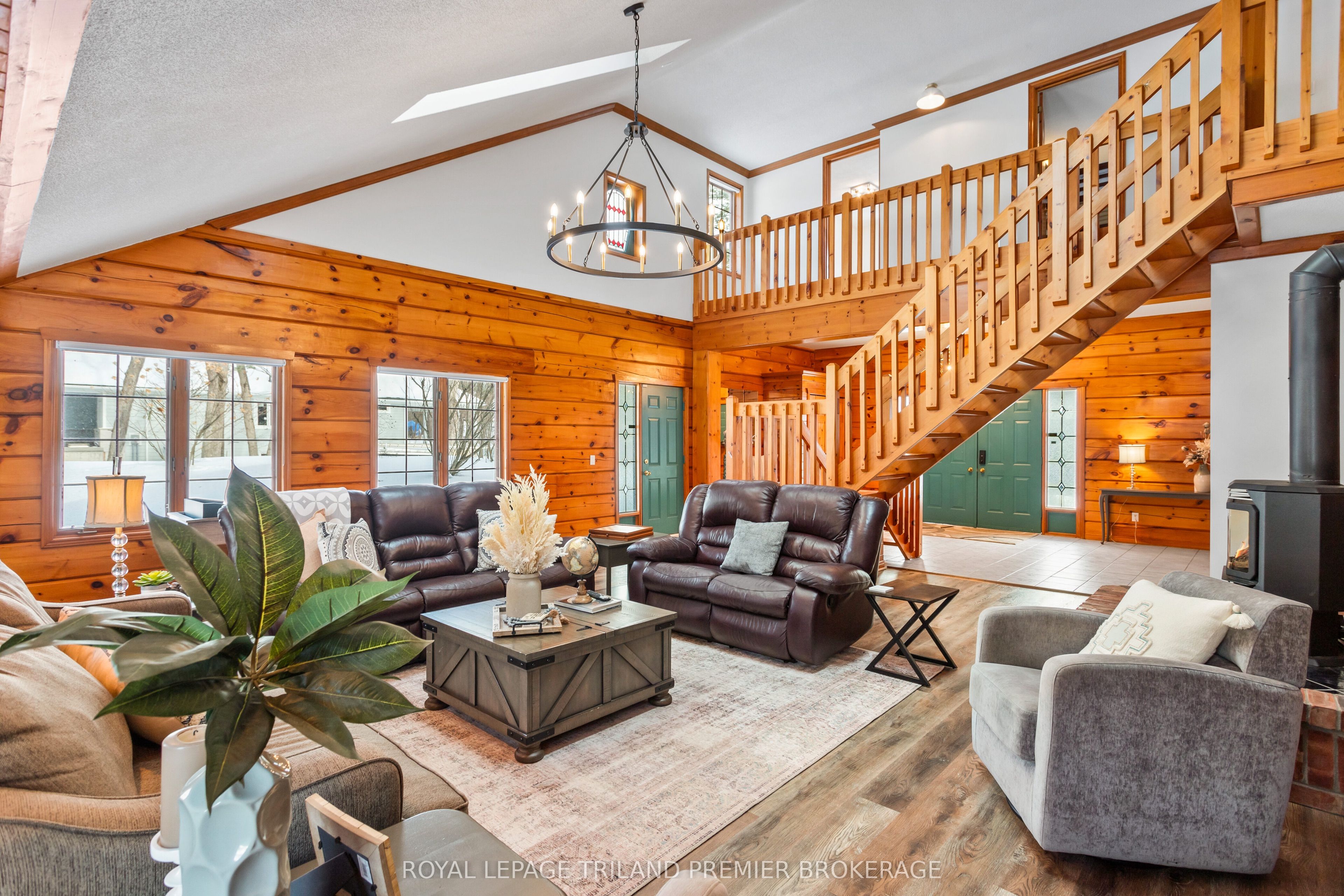 9936 Ontario Street Property Photo 10