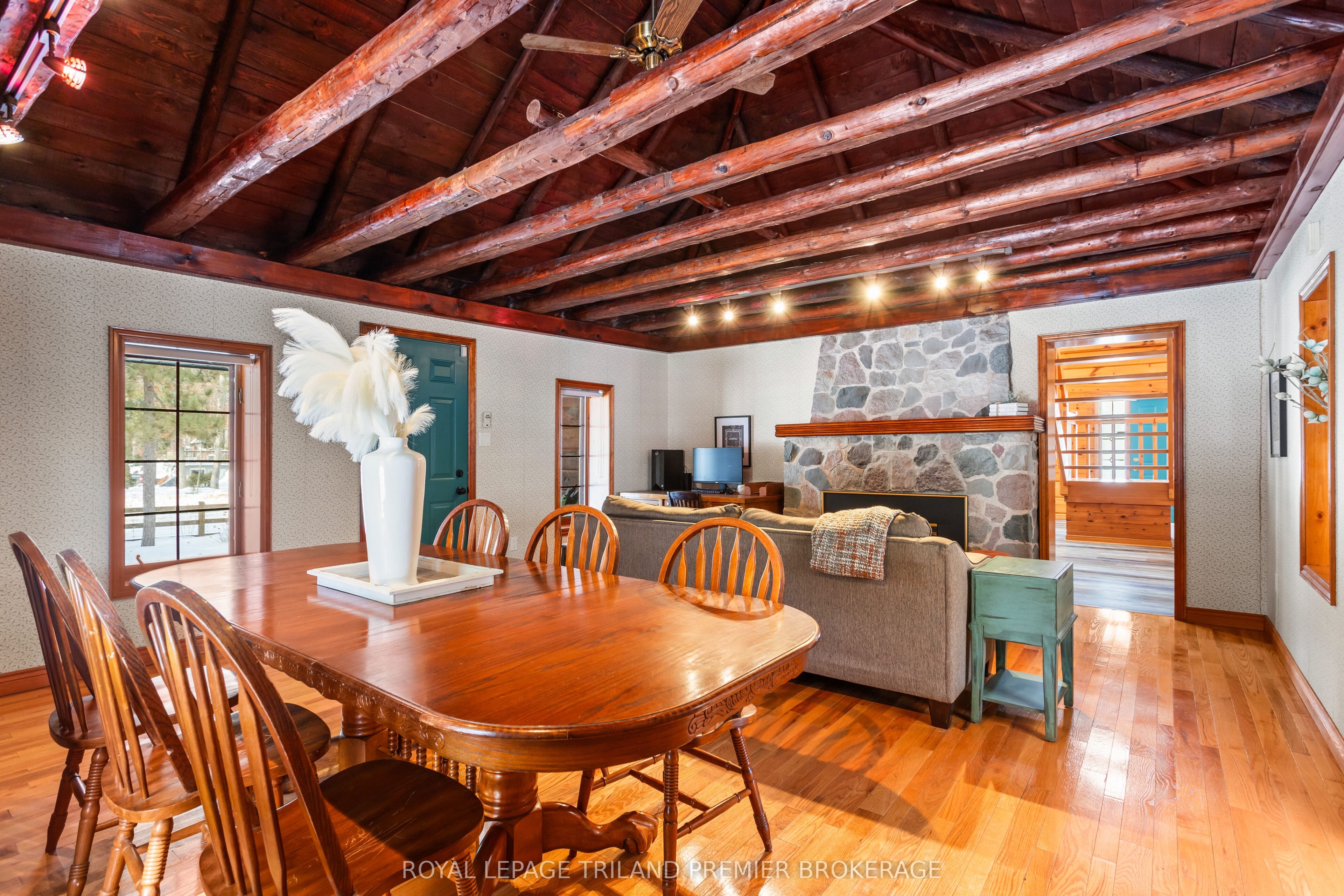 9936 Ontario Street Property Photo 16