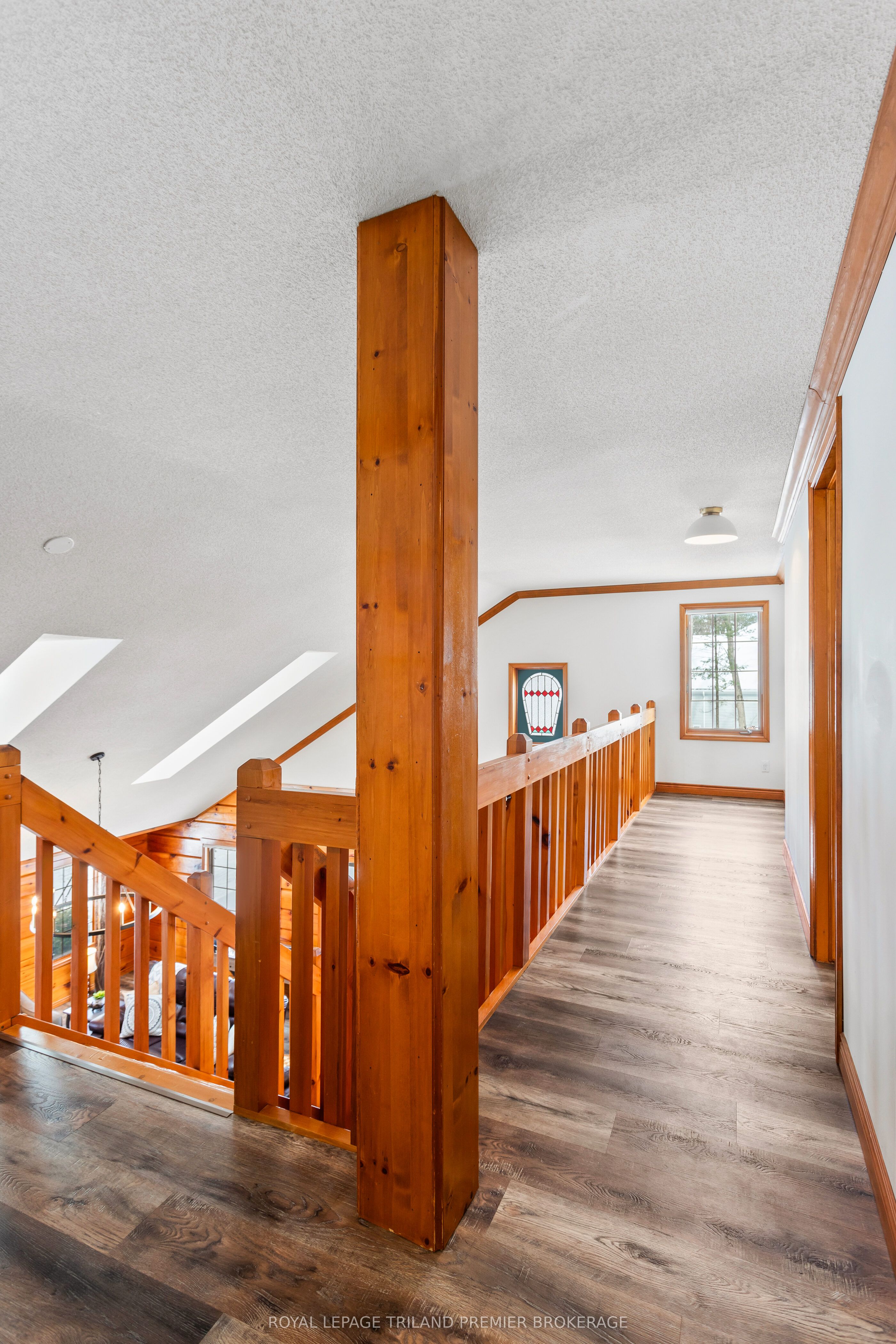 9936 Ontario Street Property Photo 25