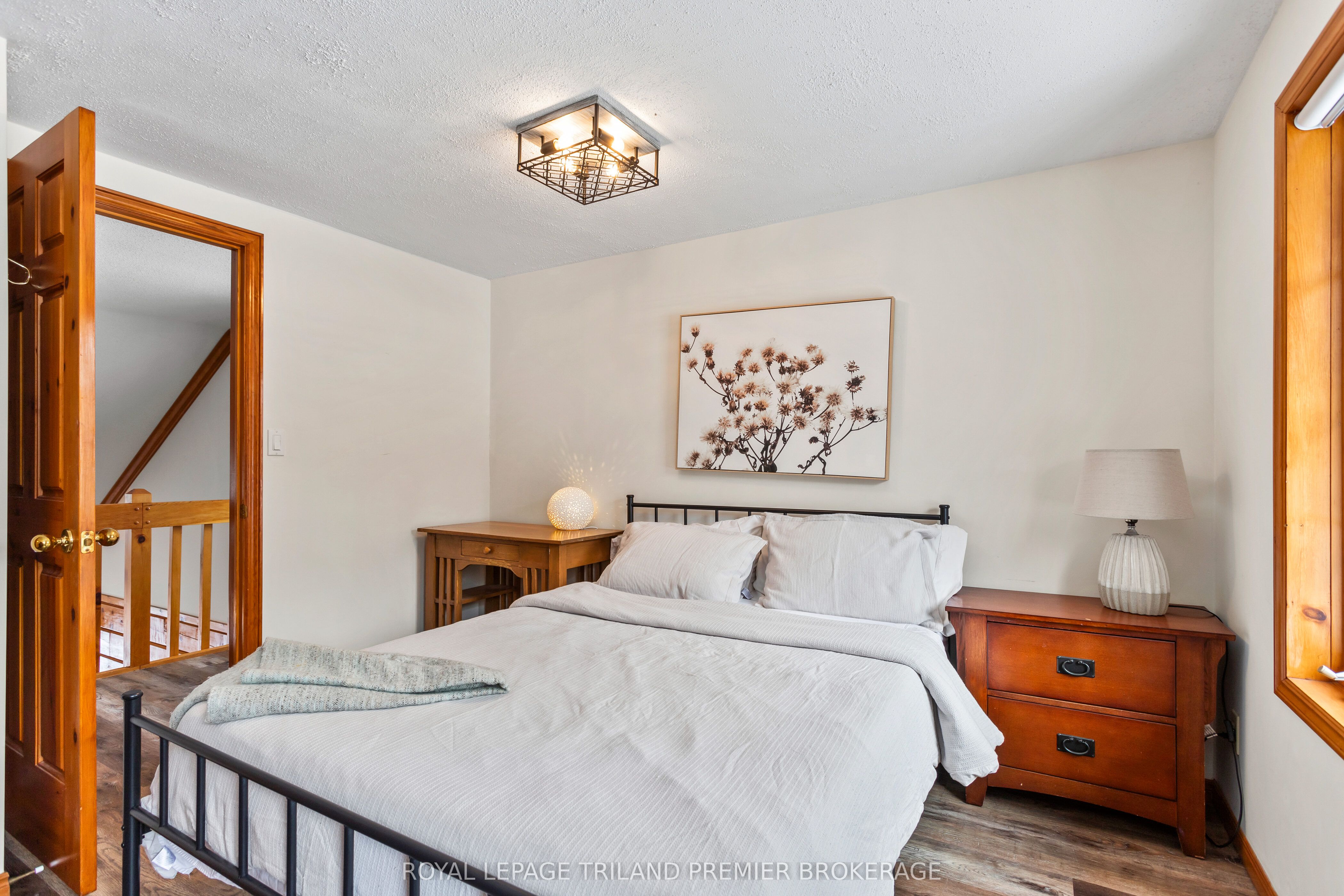 9936 Ontario Street Property Photo 26