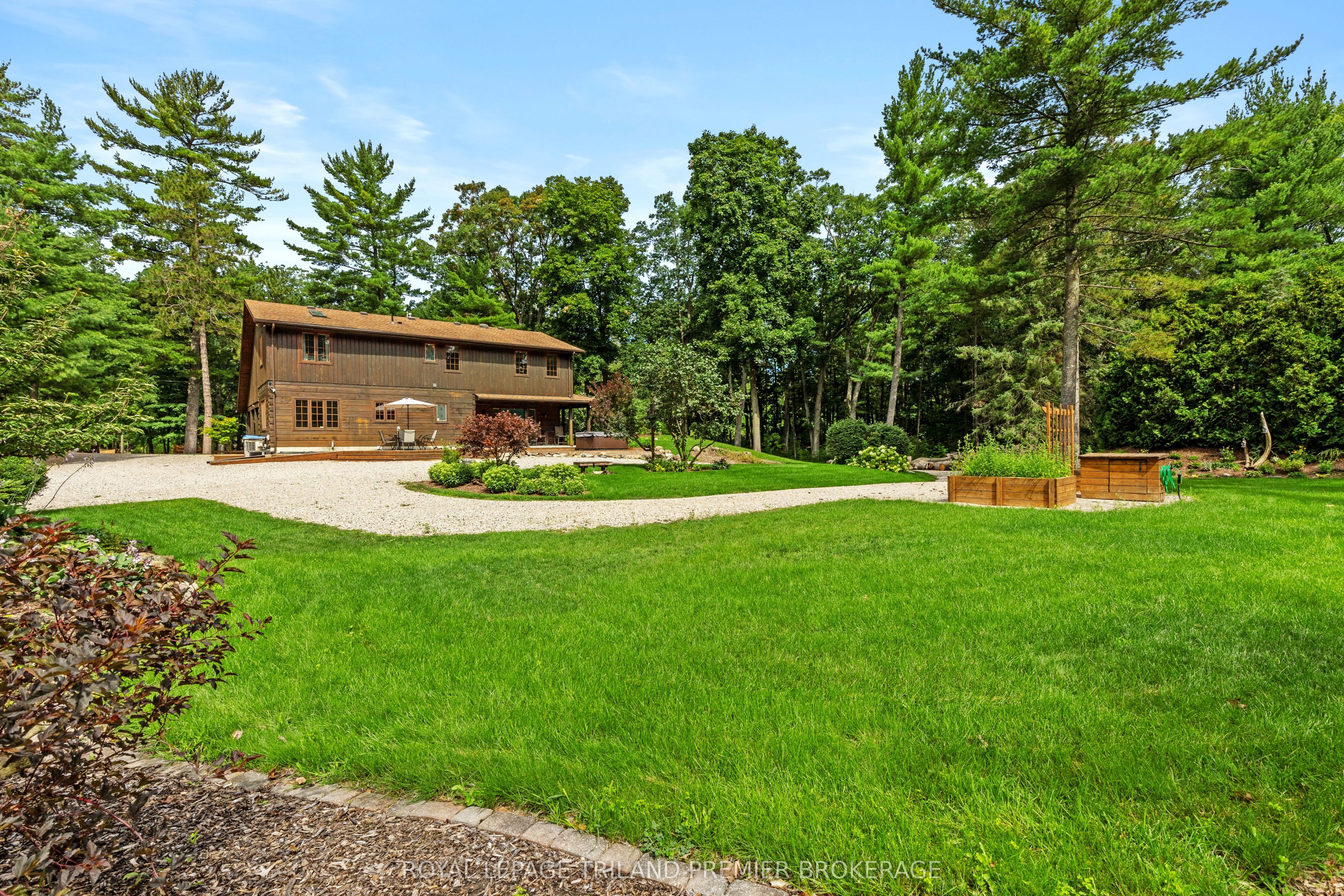 9936 Ontario Street Property Photo 43