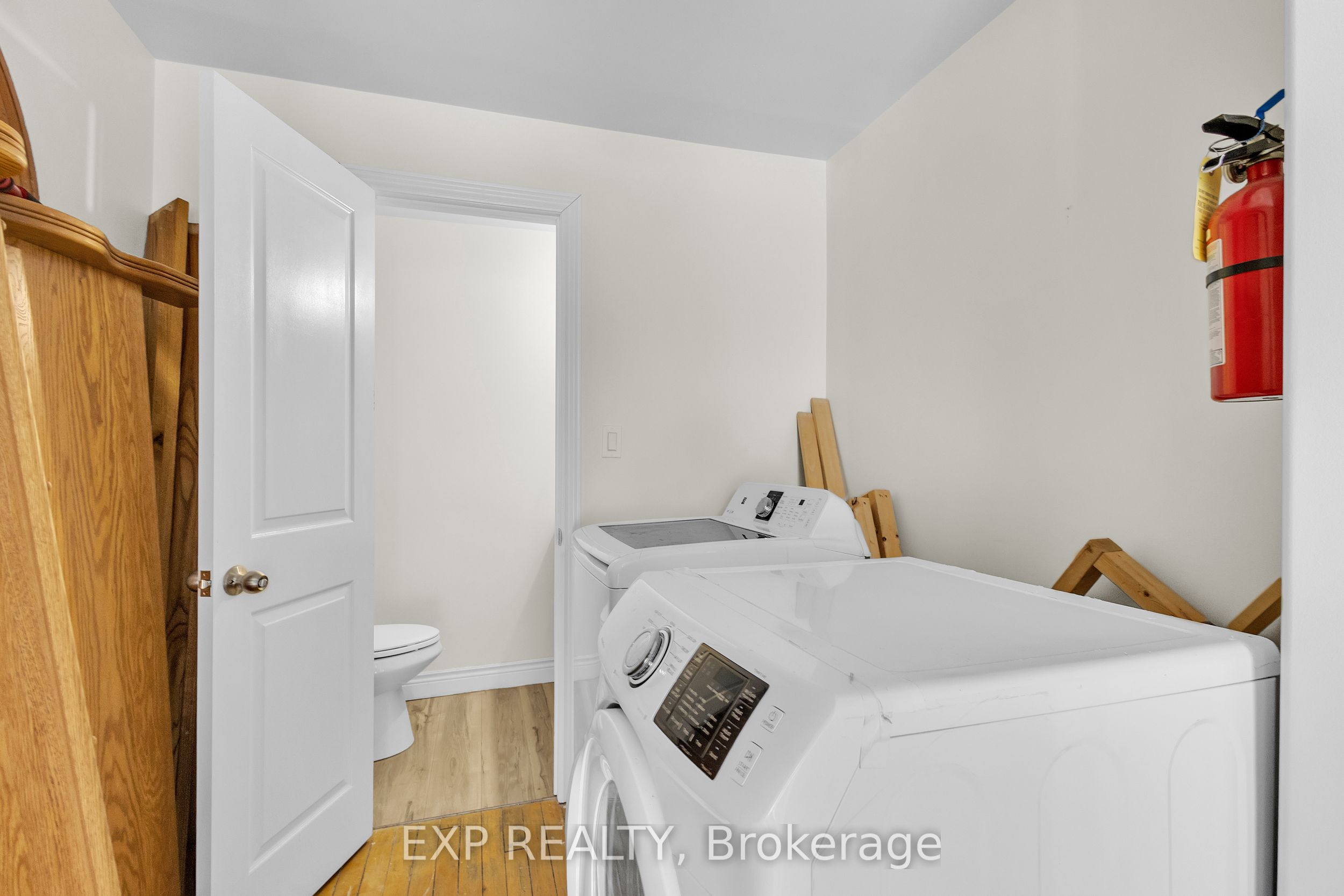 228 Main Street Property Photo 13