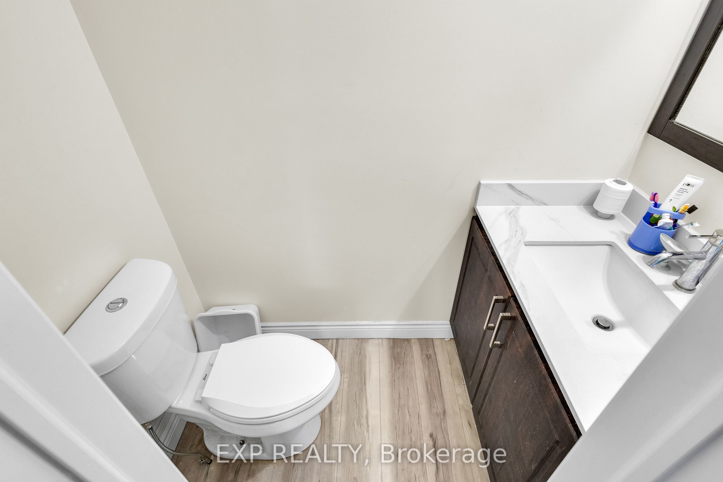 228 Main Street Property Photo 14