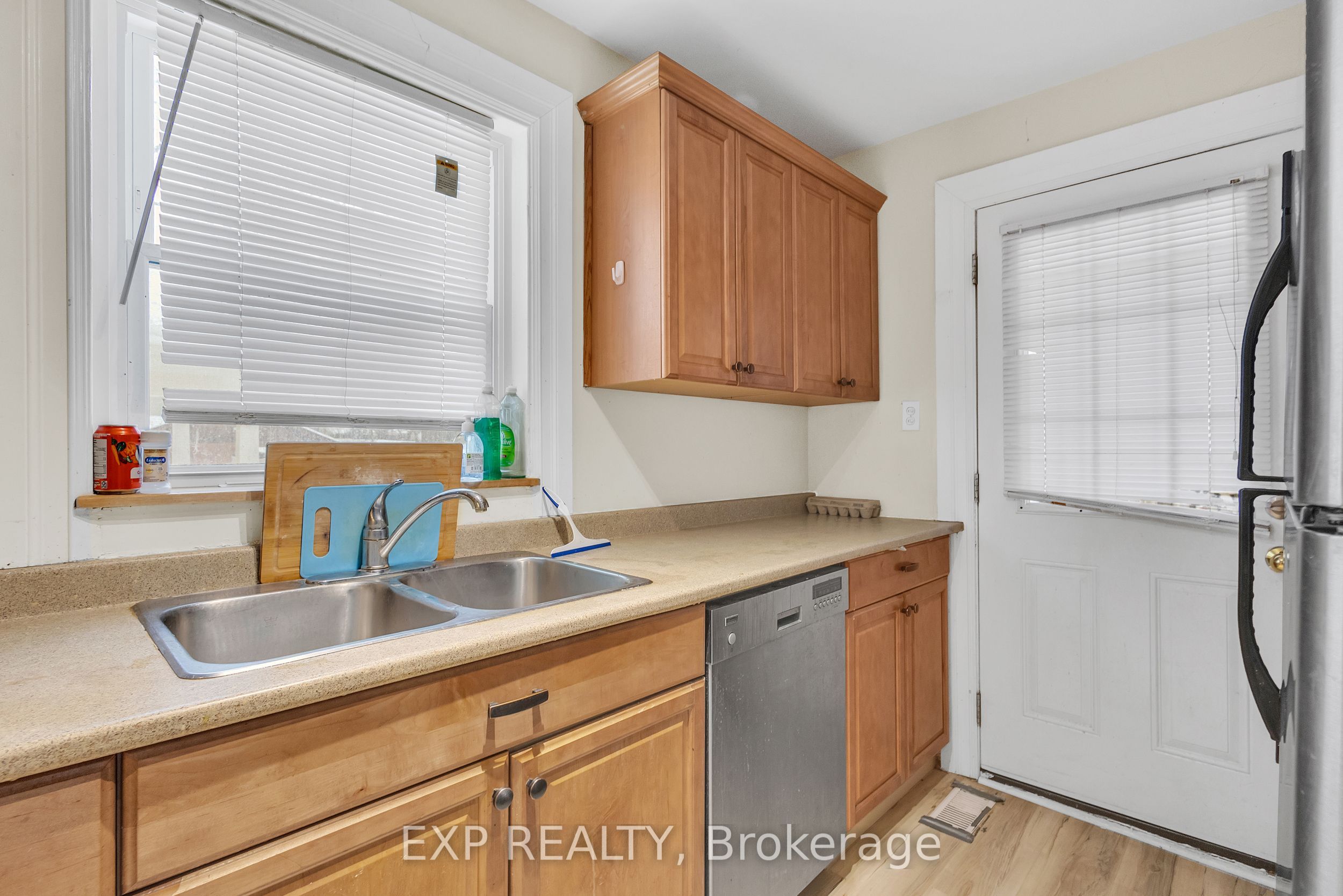 228 Main Street Property Photo 18