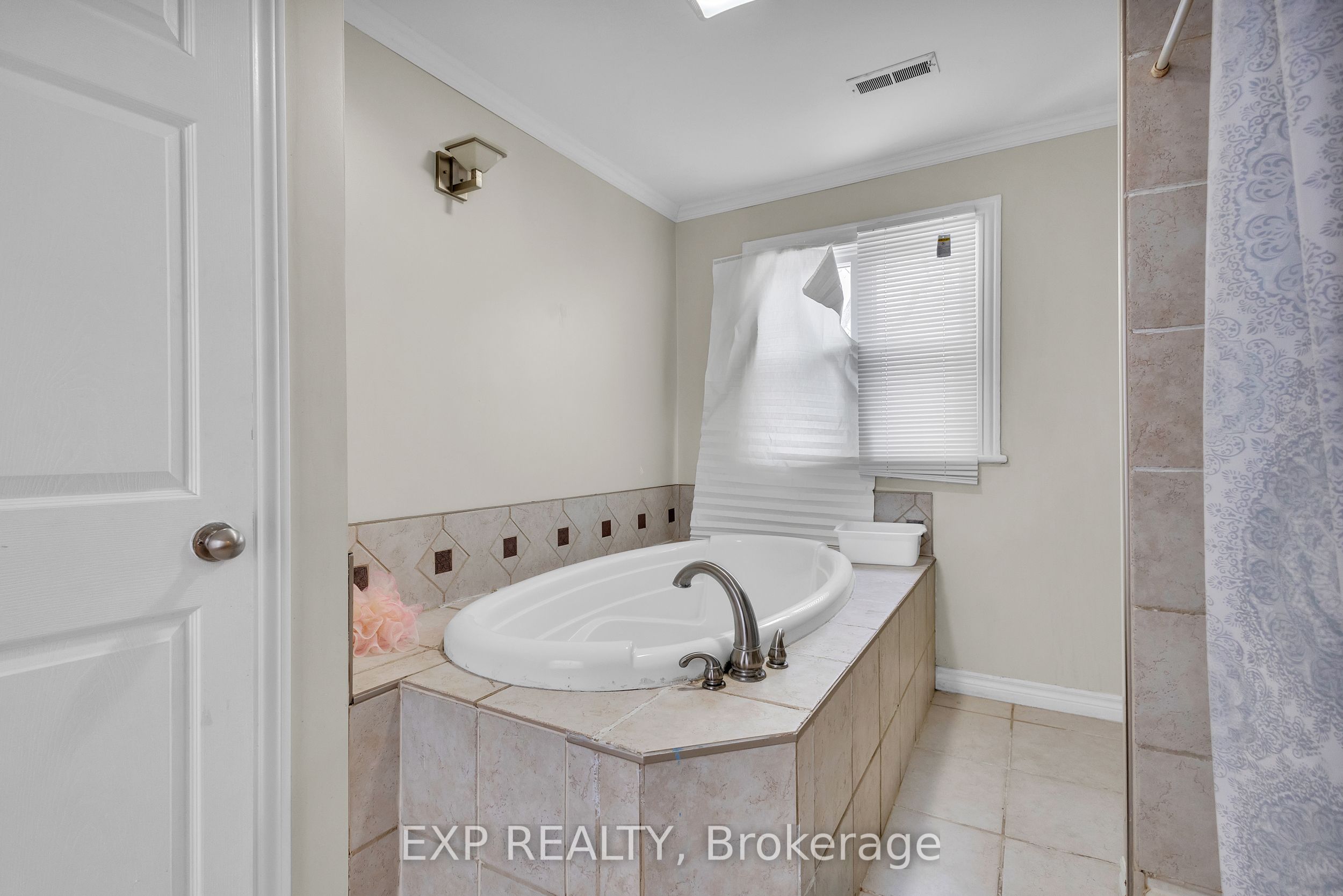 228 Main Street Property Photo 25