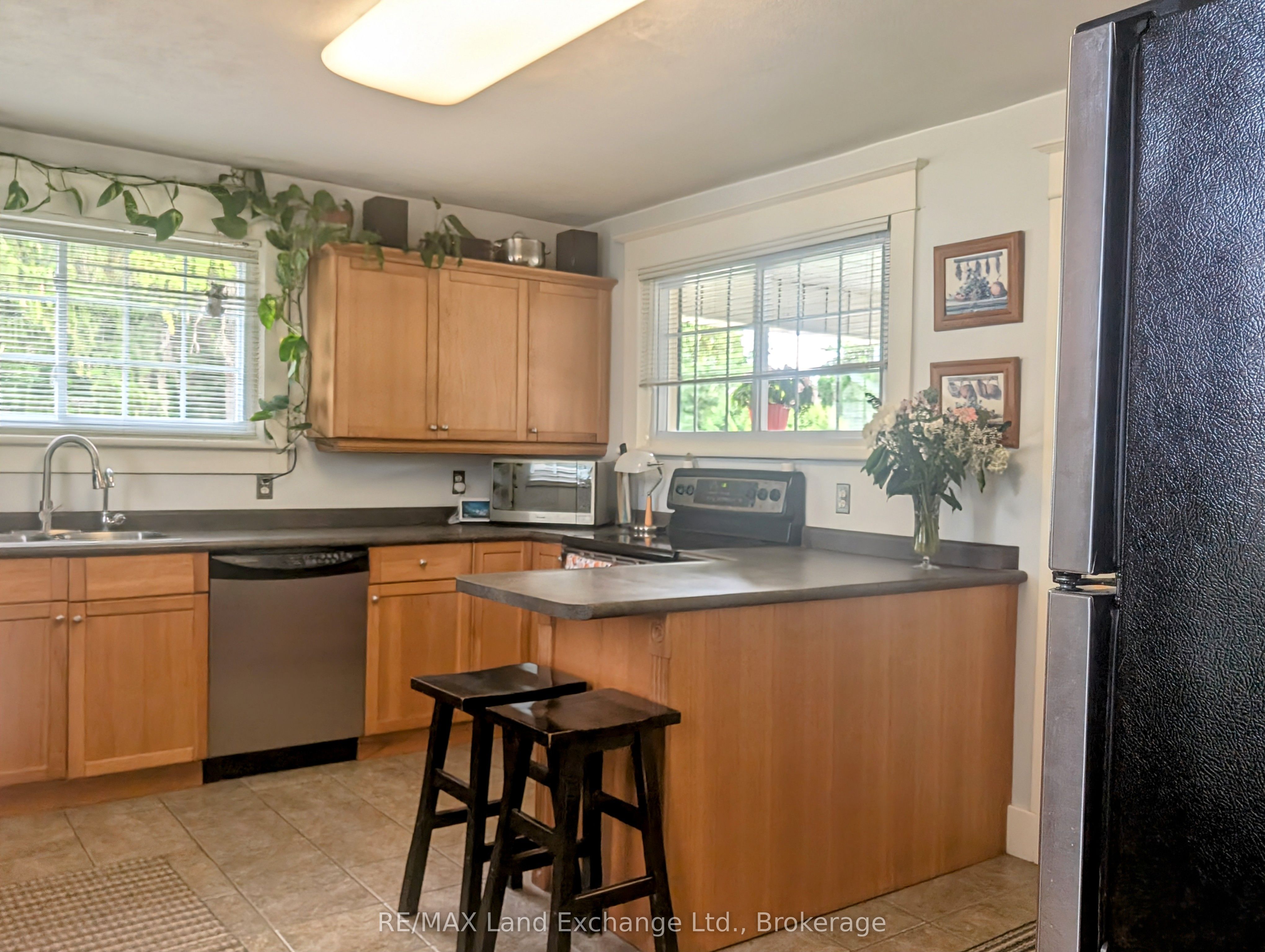 4 Archy Street Property Photo 4