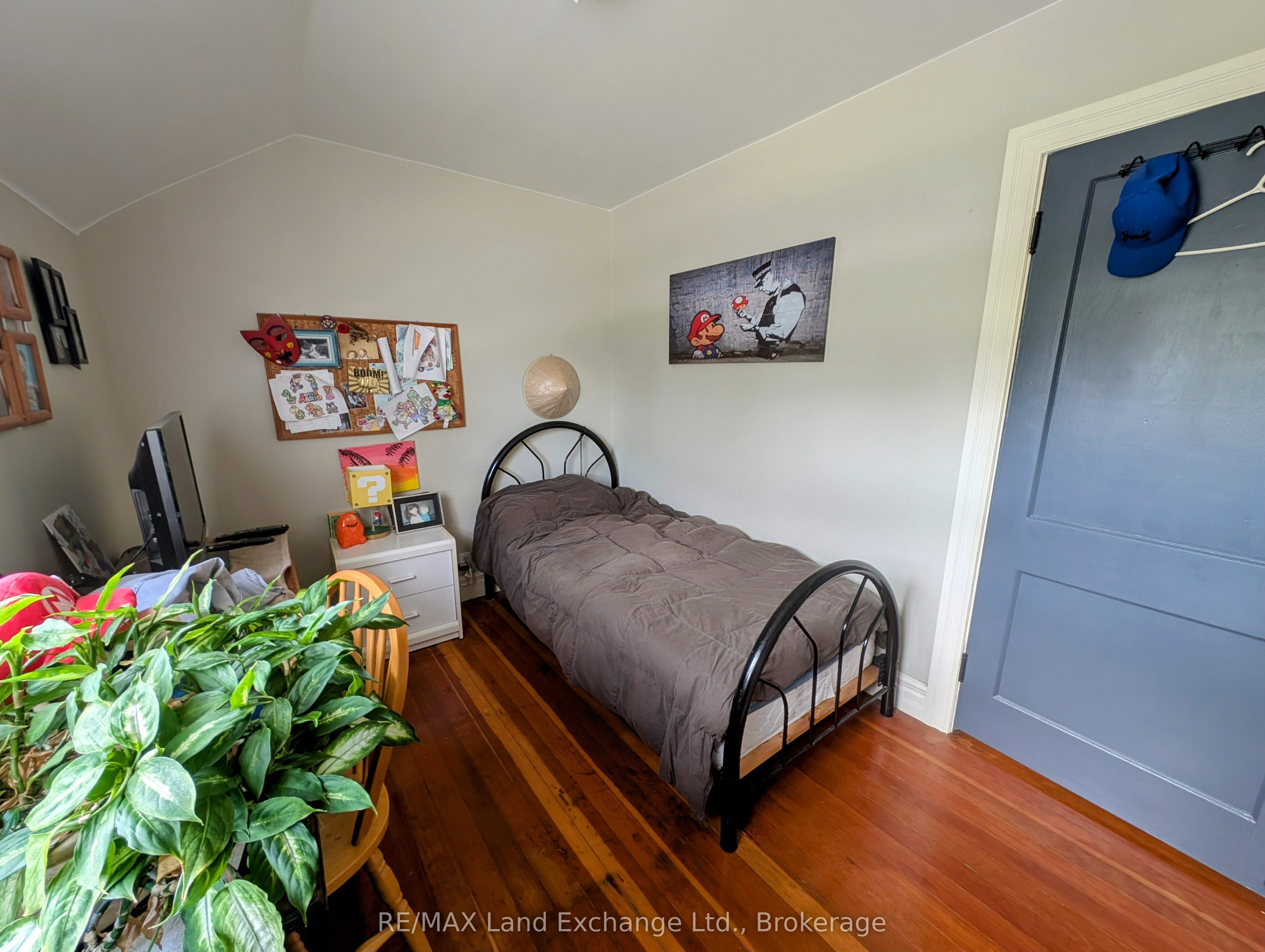 4 Archy Street Property Photo 20