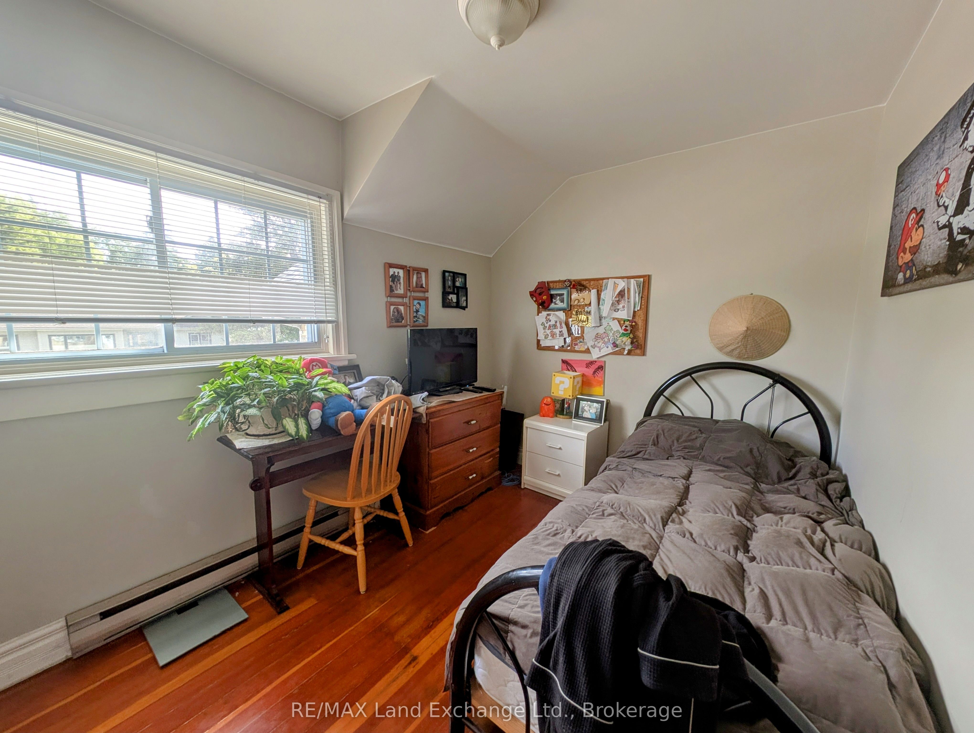 4 Archy Street Property Photo 21