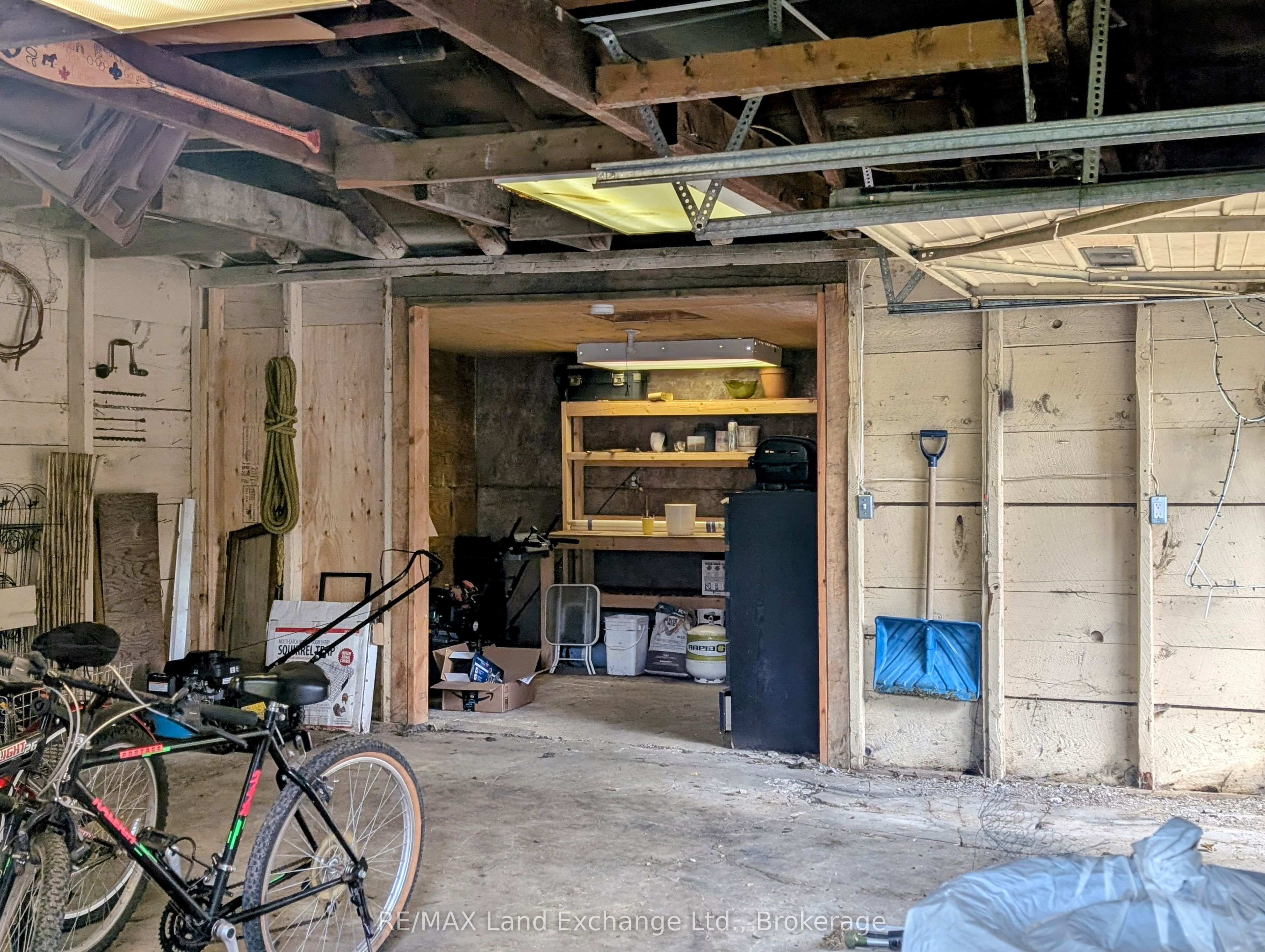 4 Archy Street Property Photo 28
