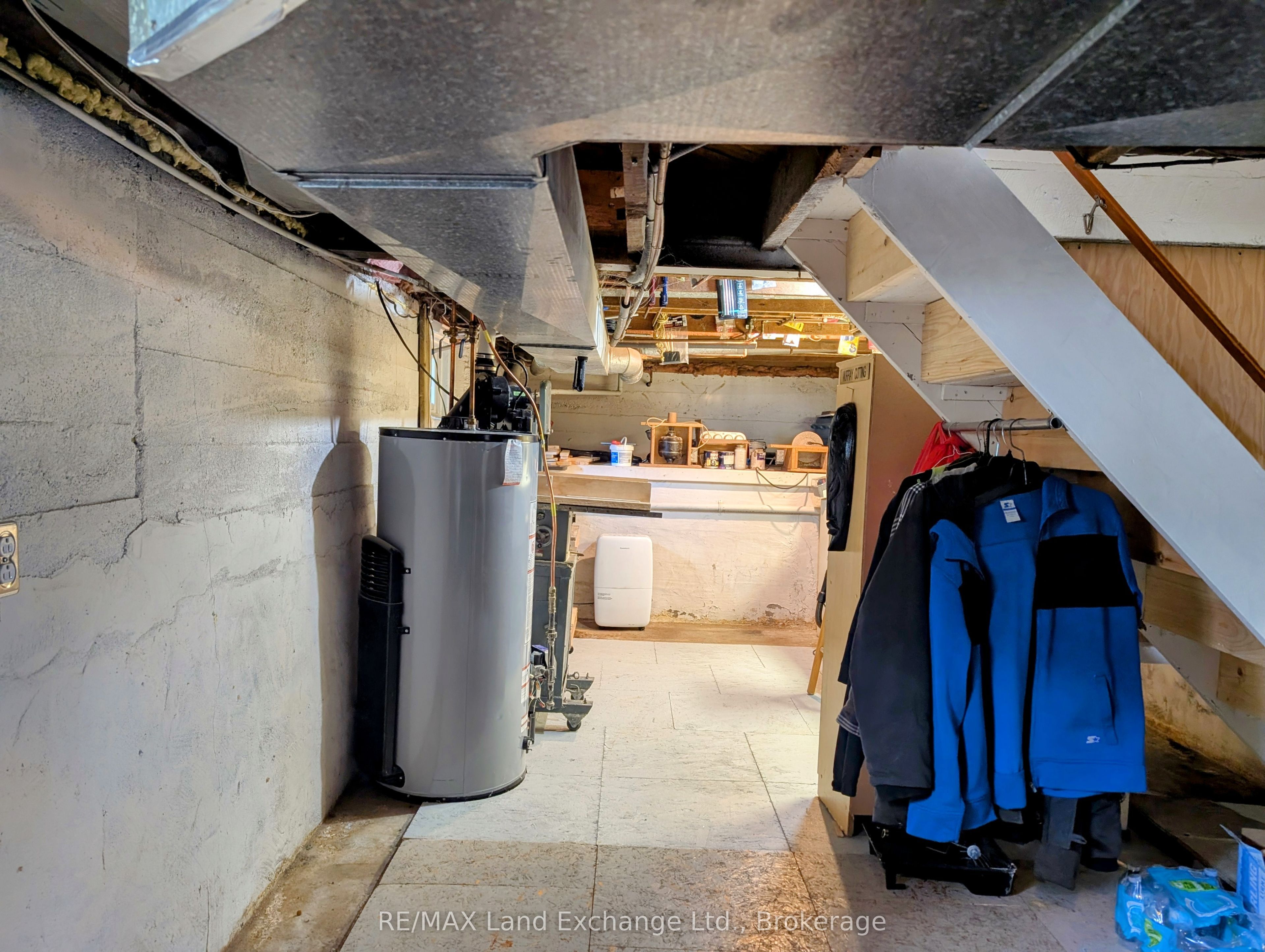 4 Archy Street Property Photo 36