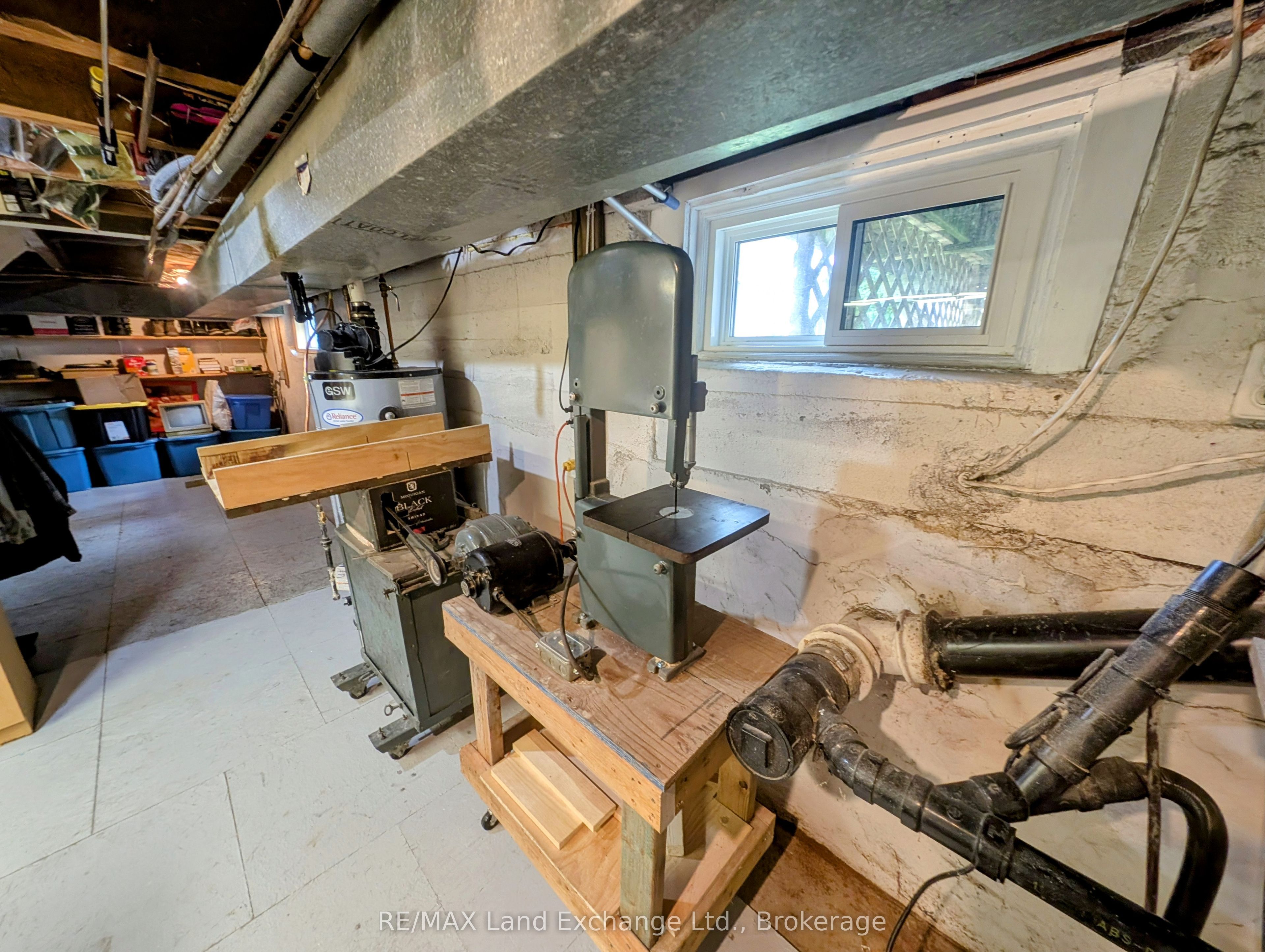 4 Archy Street Property Photo 39