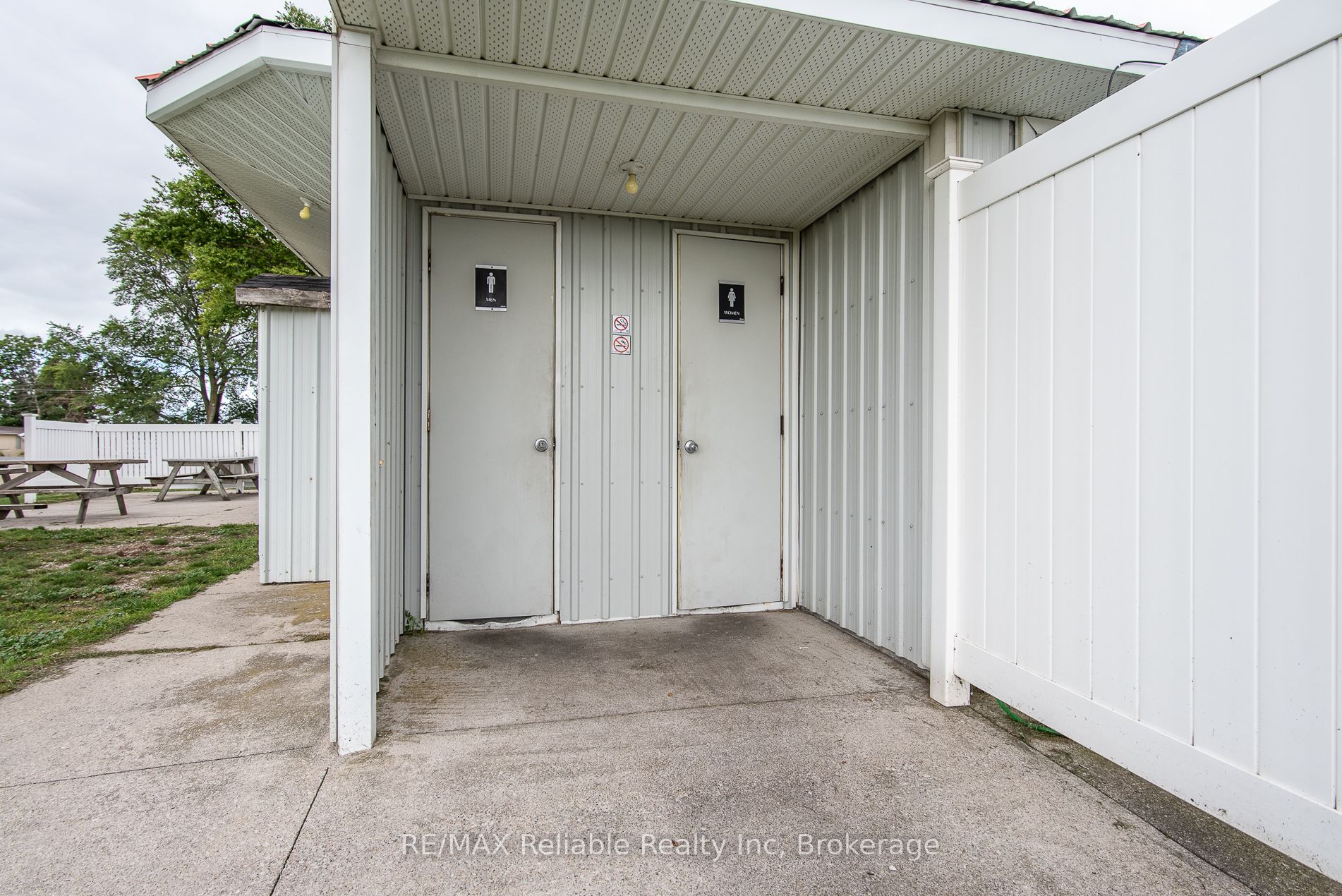 6 Kings Hwy 4 Property Photo 47