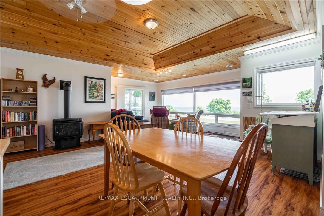 2399 Lakeshore Road Property Photo 19