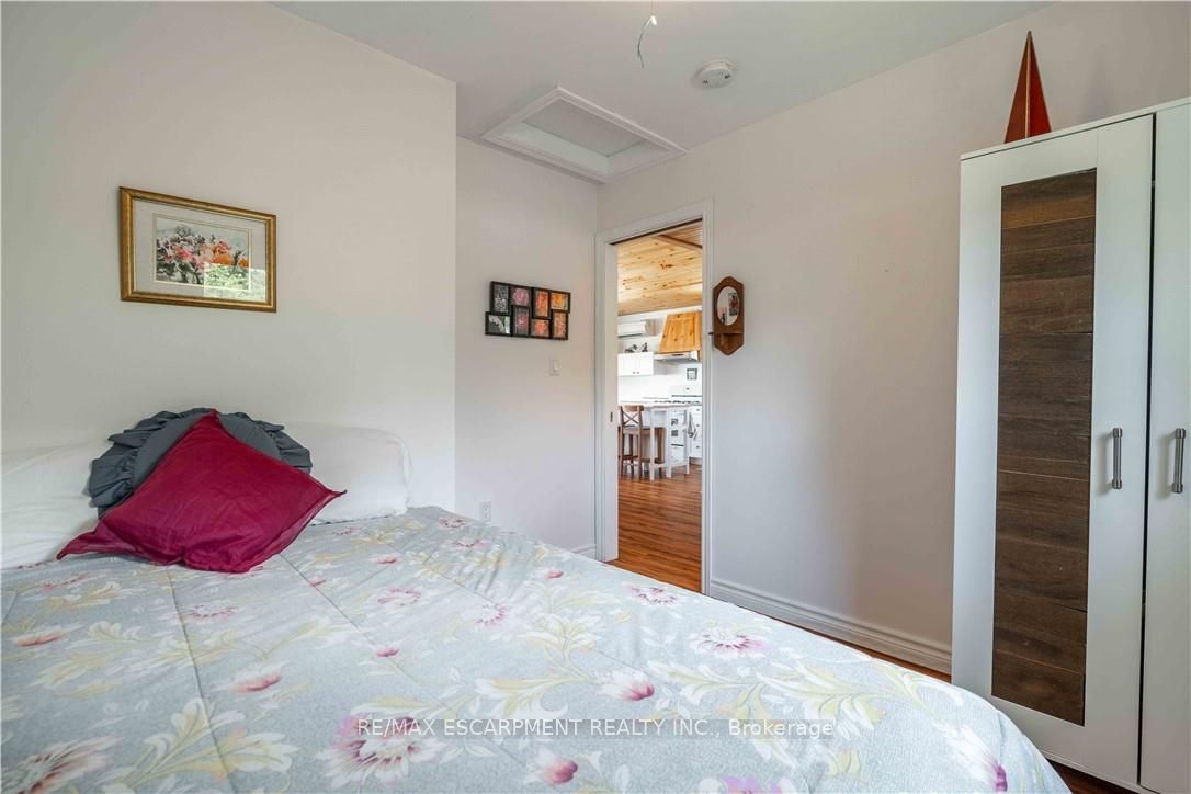 2399 Lakeshore Road Property Photo 24