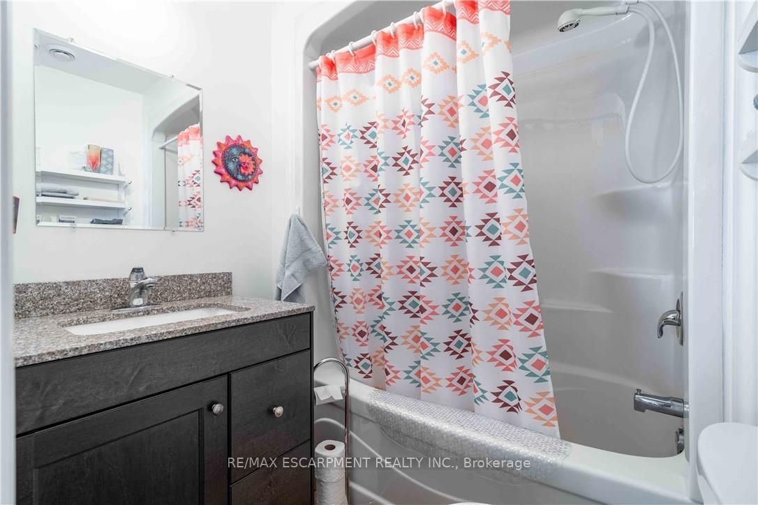 2399 Lakeshore Road Property Photo 26