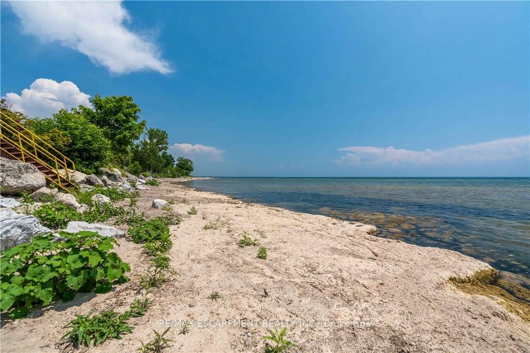 2399 Lakeshore Road Property Photo 42