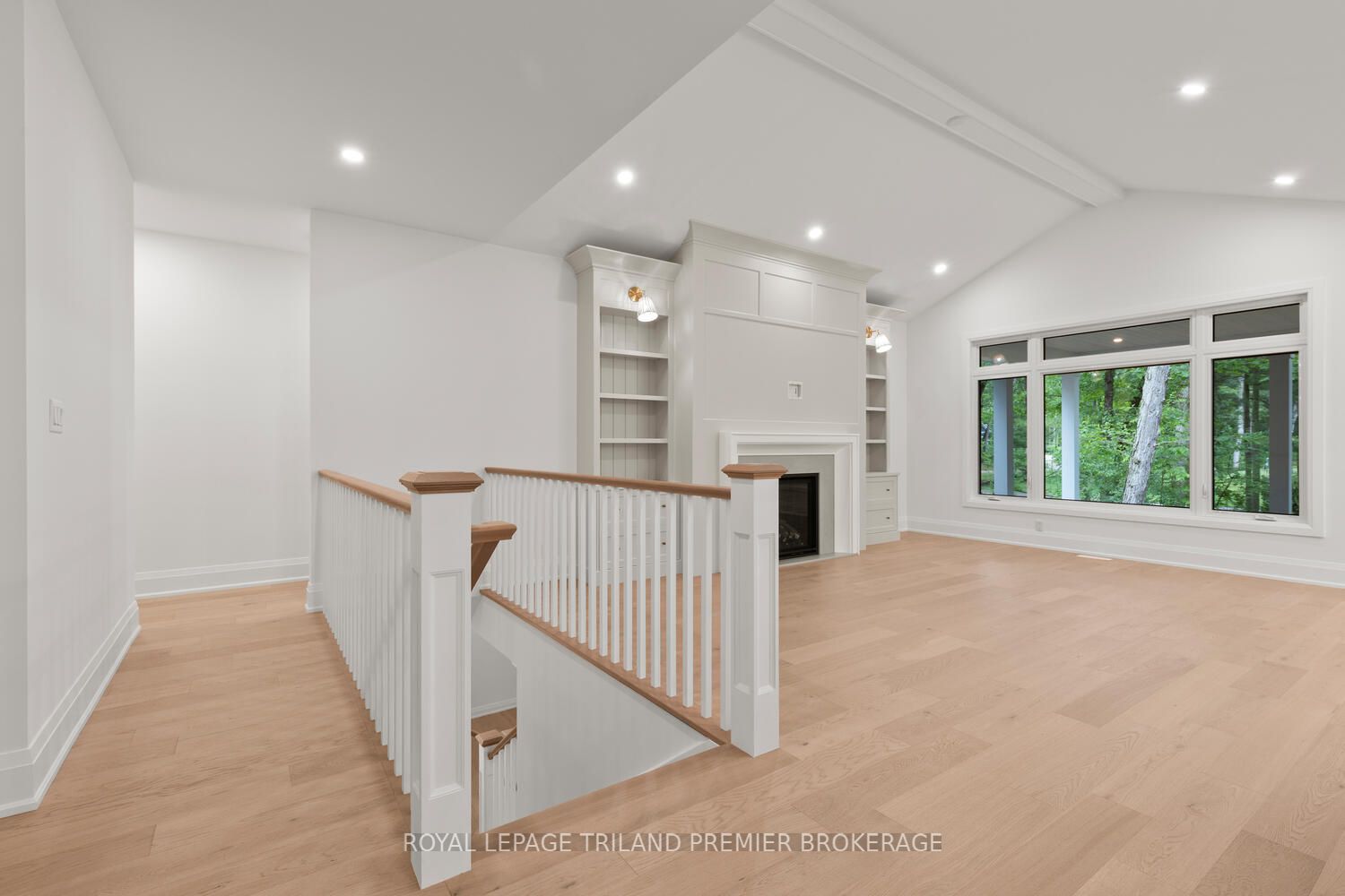 9940 Ontario Street Property Photo 5