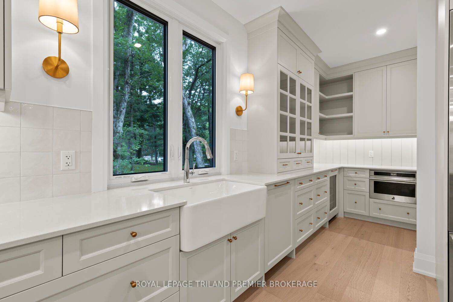 9940 Ontario Street Property Photo 14