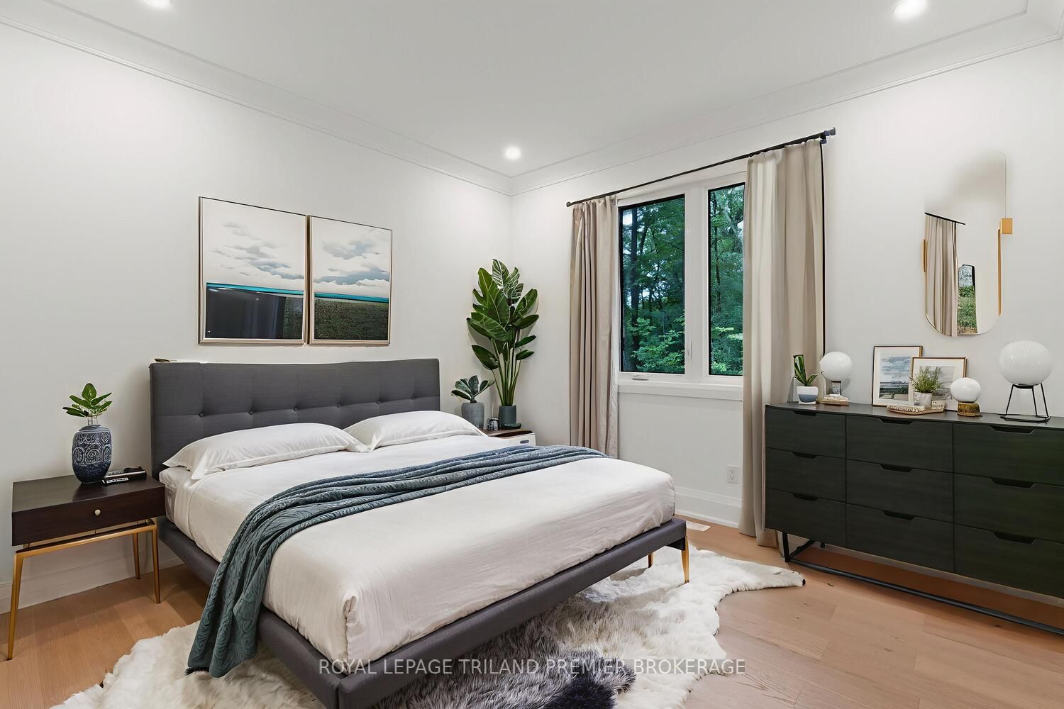 9940 Ontario Street Property Photo 23