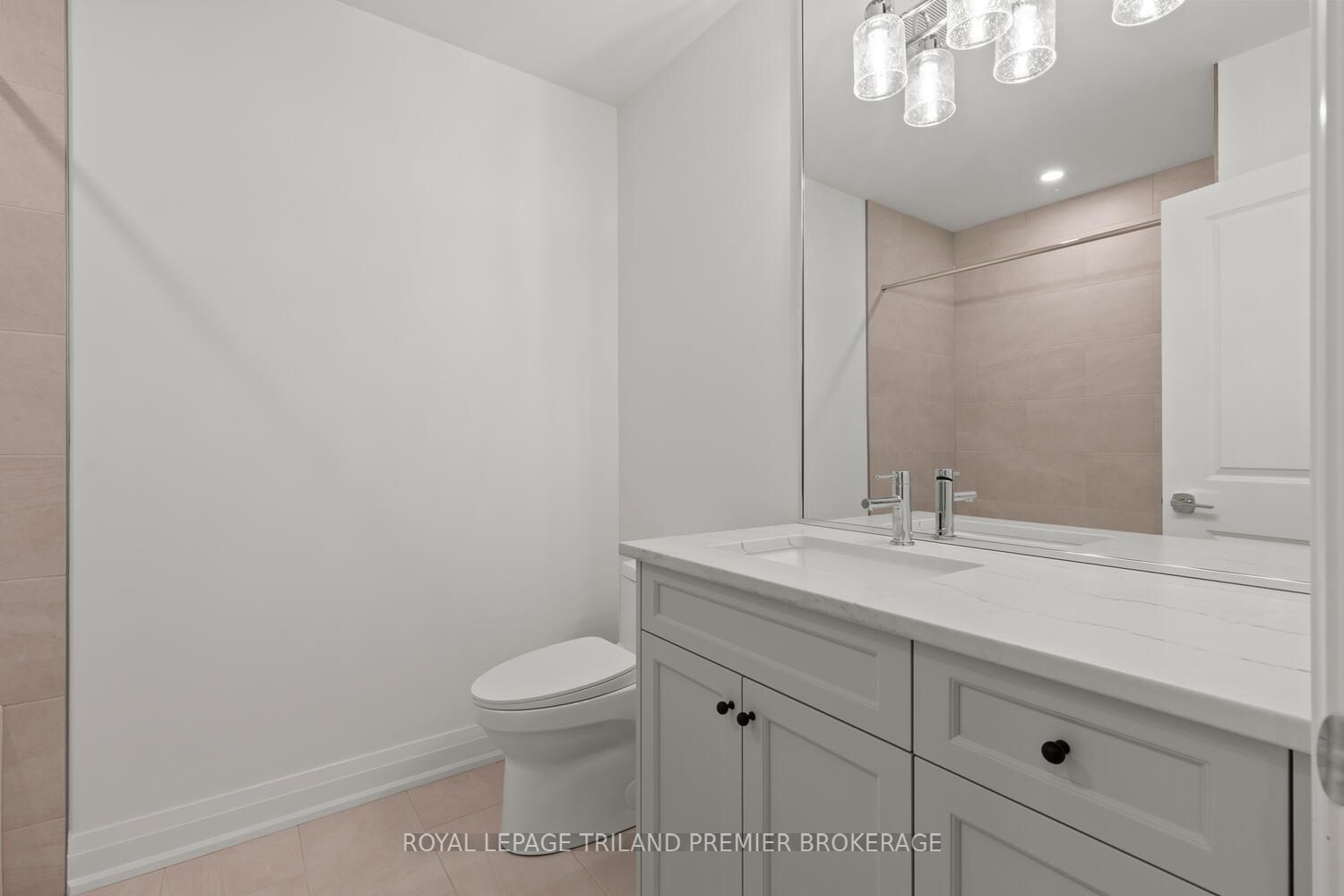 9940 Ontario Street Property Photo 26