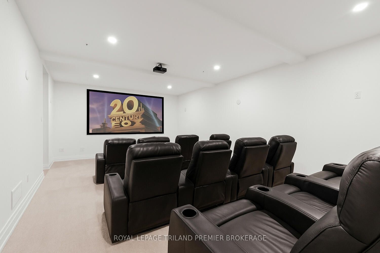 9940 Ontario Street Property Photo 32