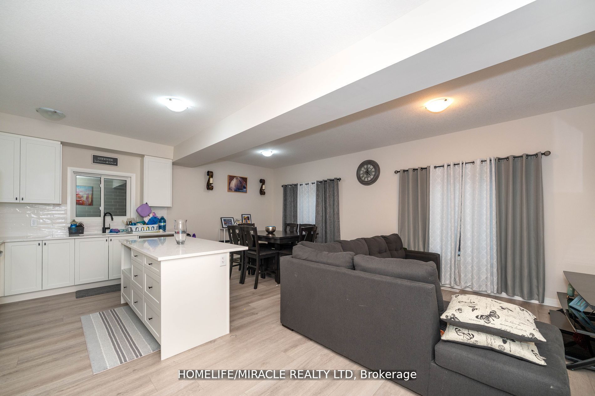 139 Siebert Avenue Property Photo 7