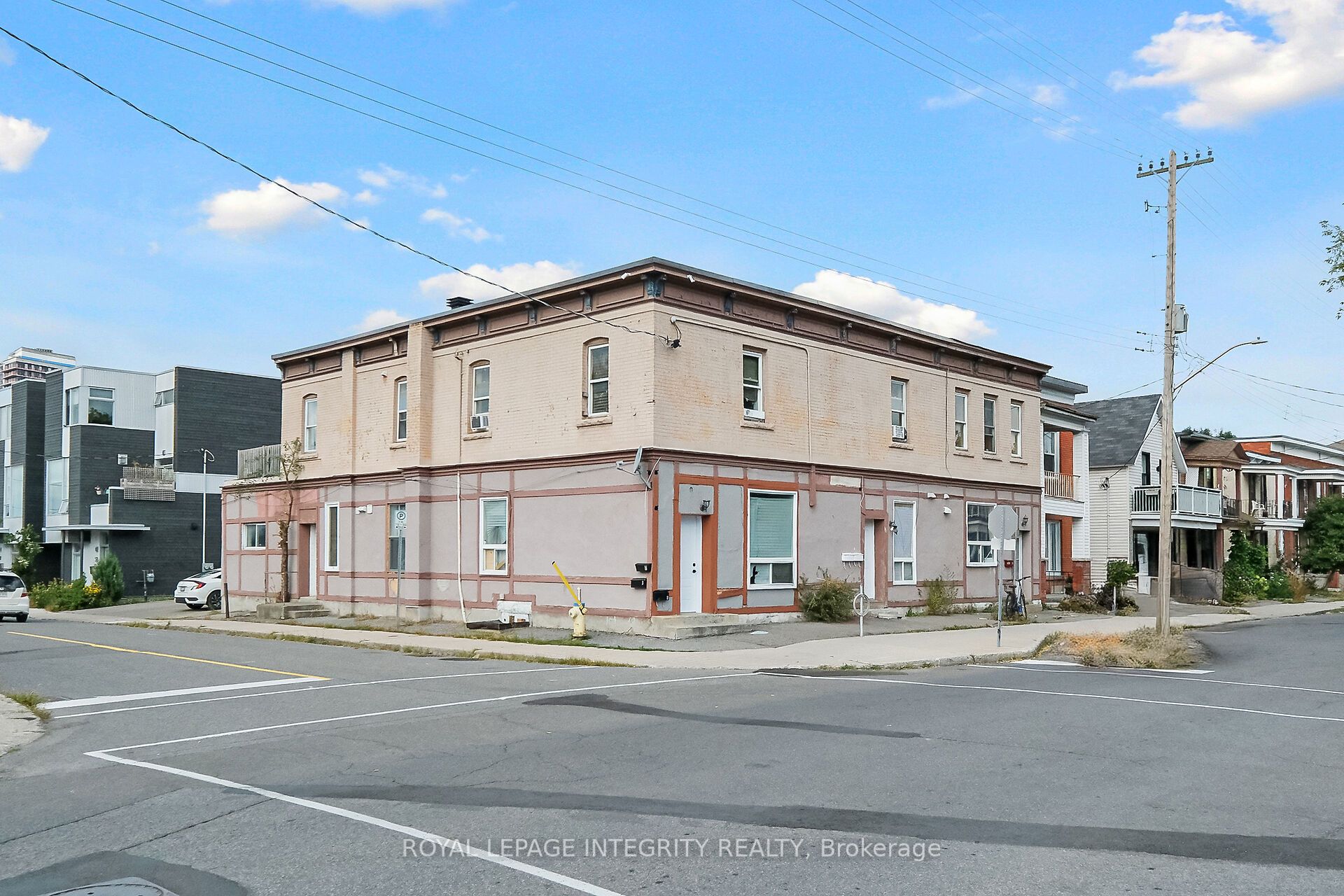 202 Rochester Street 6 Property Photo