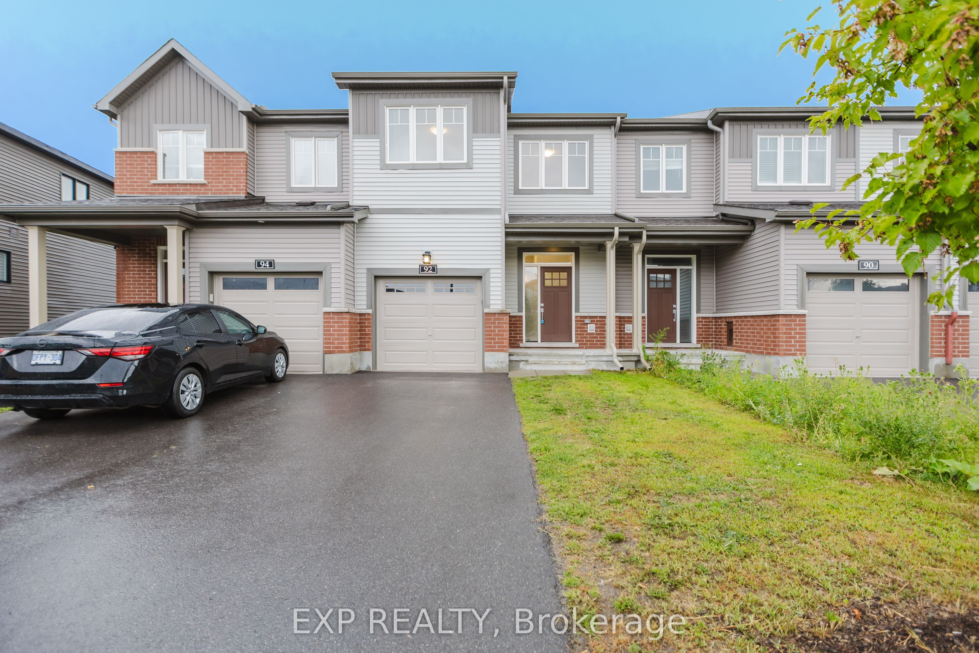 92 Natare Place Property Photo