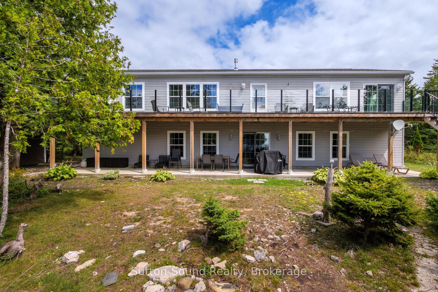 682 Dorcas Bay Road Property Photo 1