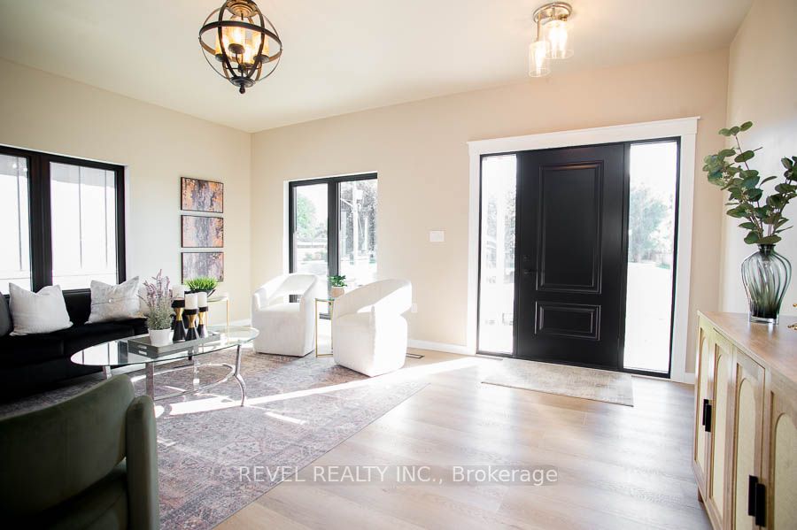 5 Scott Drive Property Photo 4