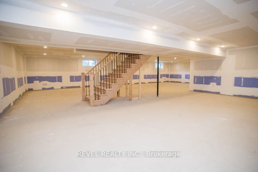 5 Scott Drive Property Photo 28