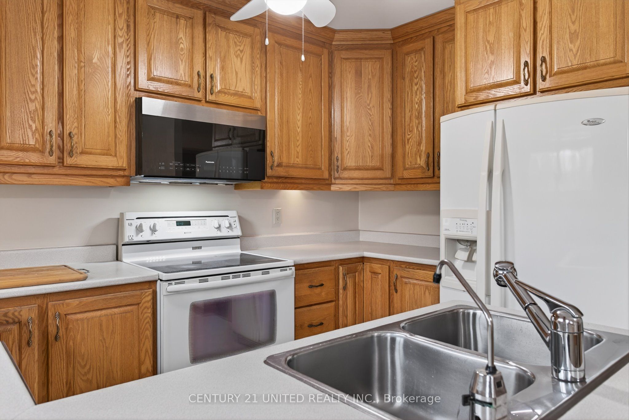 1243 Seventh Line Property Photo 6