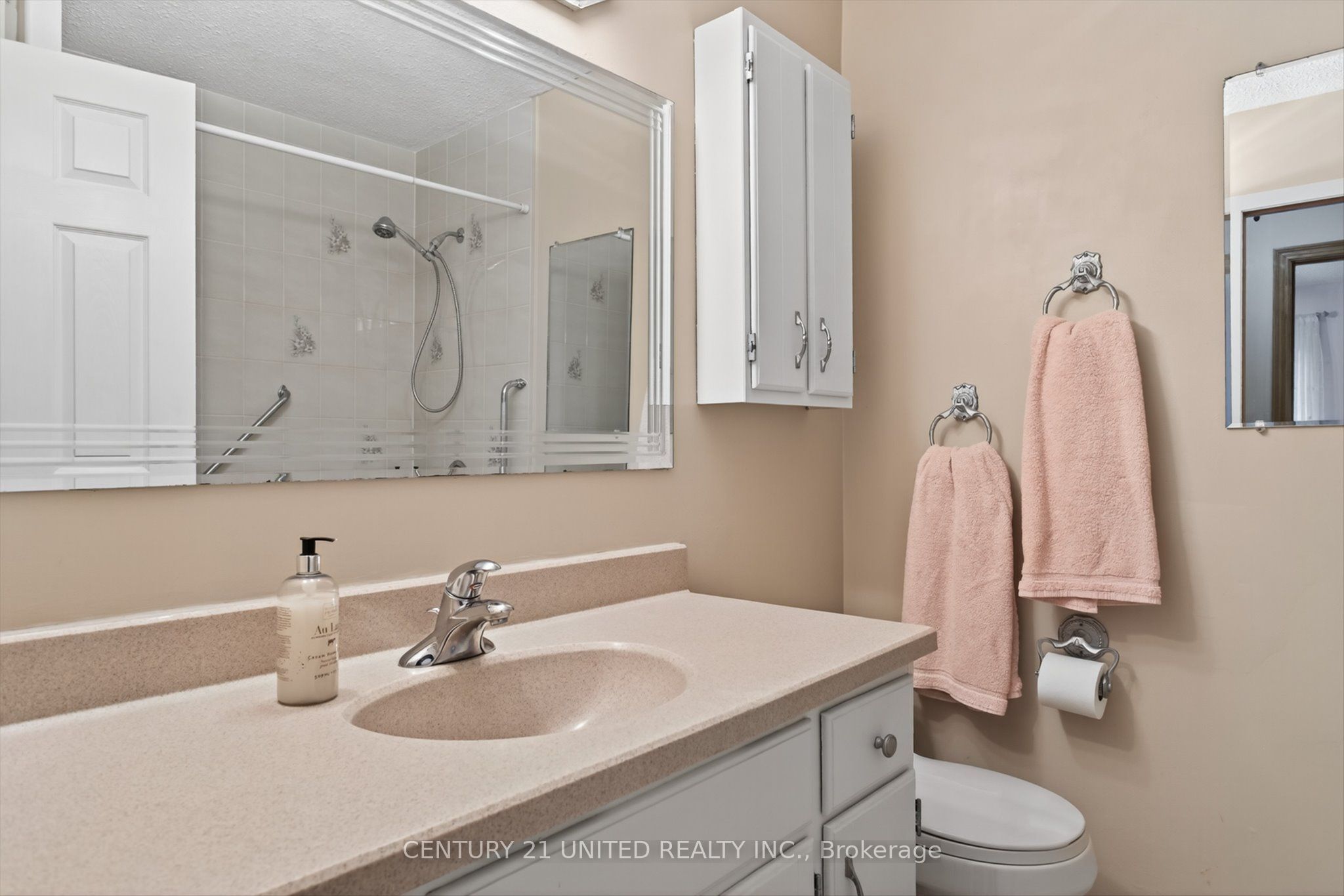 1243 Seventh Line Property Photo 16