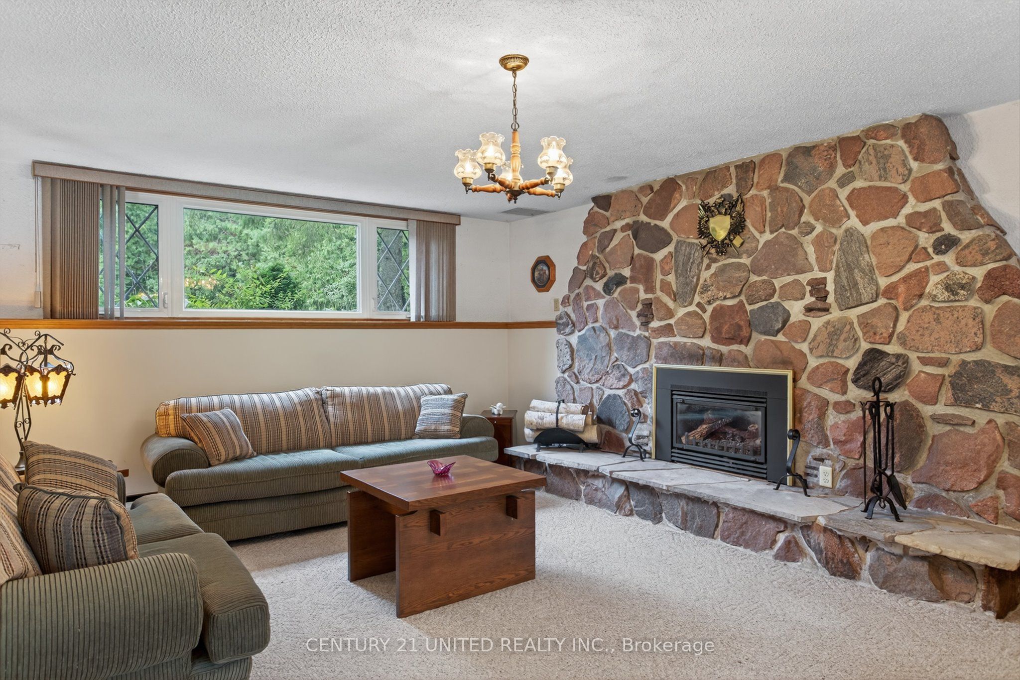 1243 Seventh Line Property Photo 17