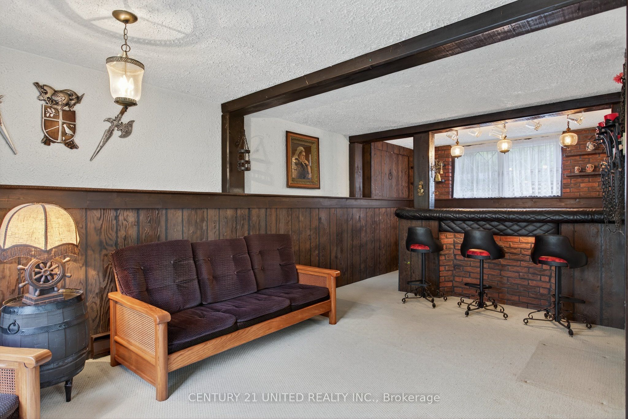 1243 Seventh Line Property Photo 21