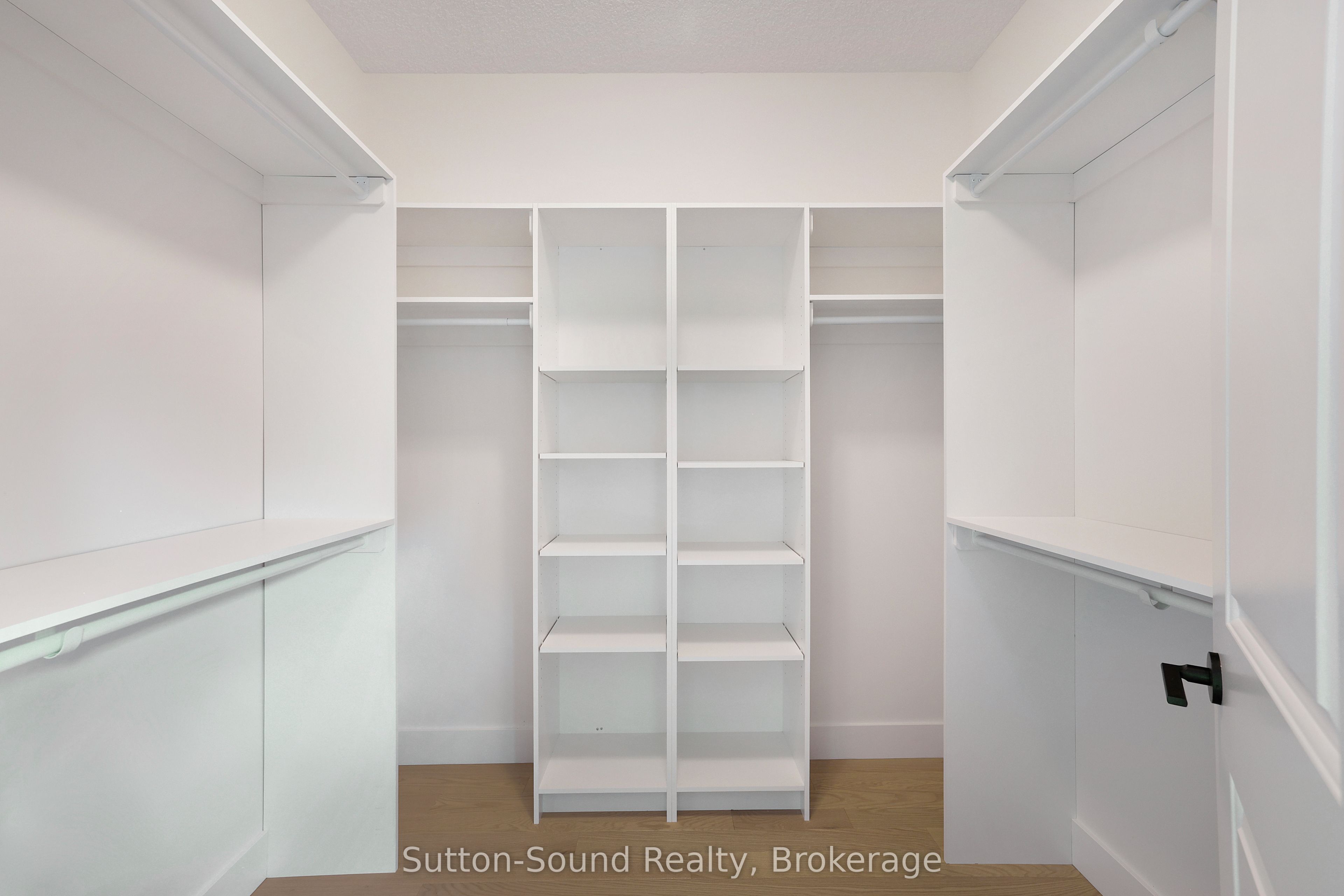 325 6th Avenue W Property Photo 25