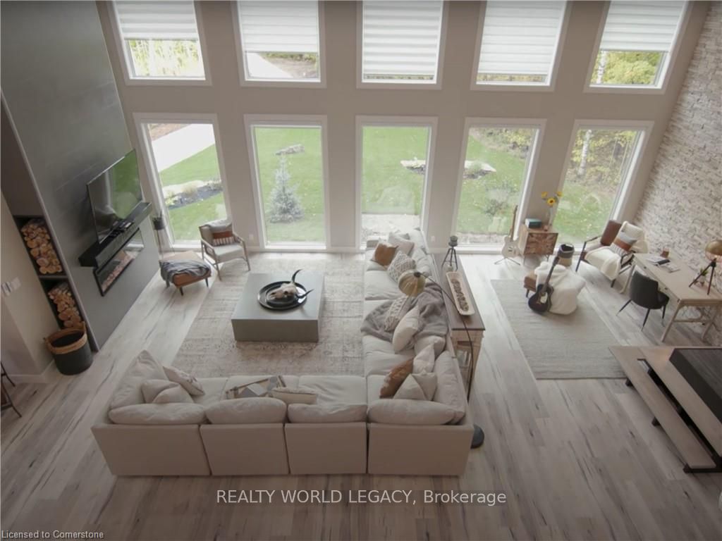 163 Wilson Drive Property Photo 5