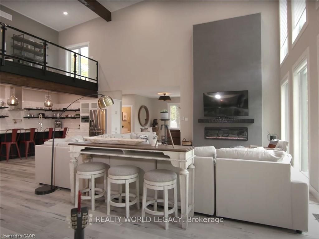 163 Wilson Drive Property Photo 6