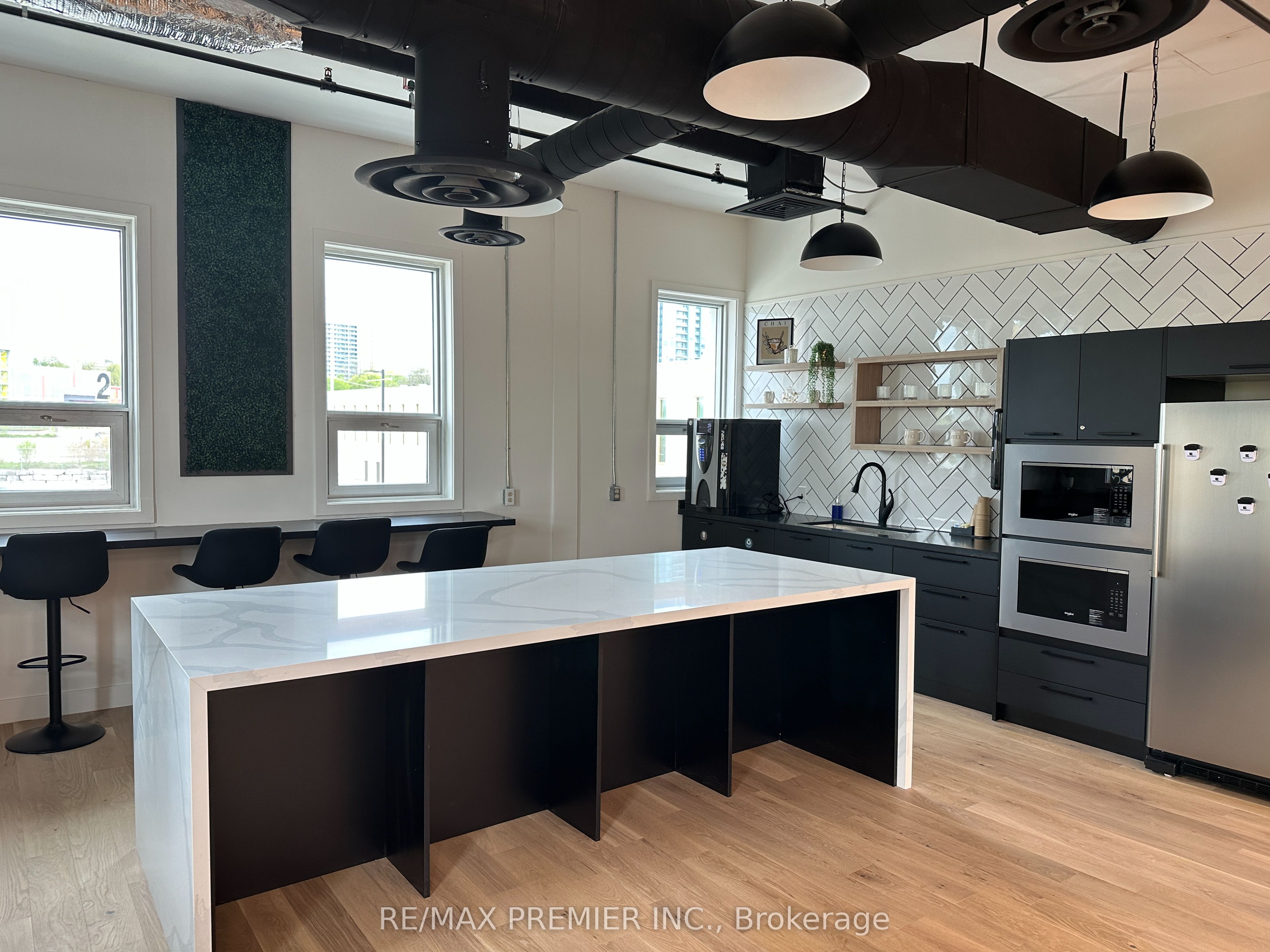 X12375010 Property Photo 12