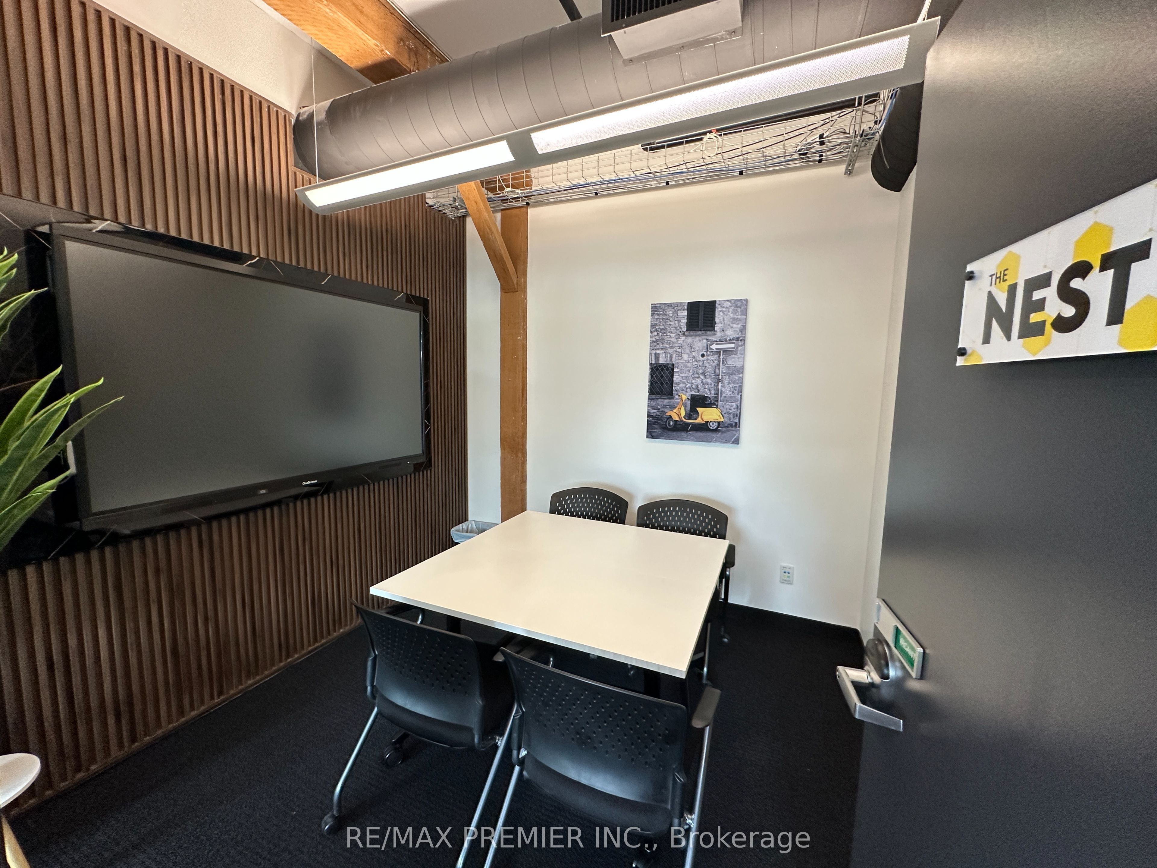 X12375010 Property Photo 15