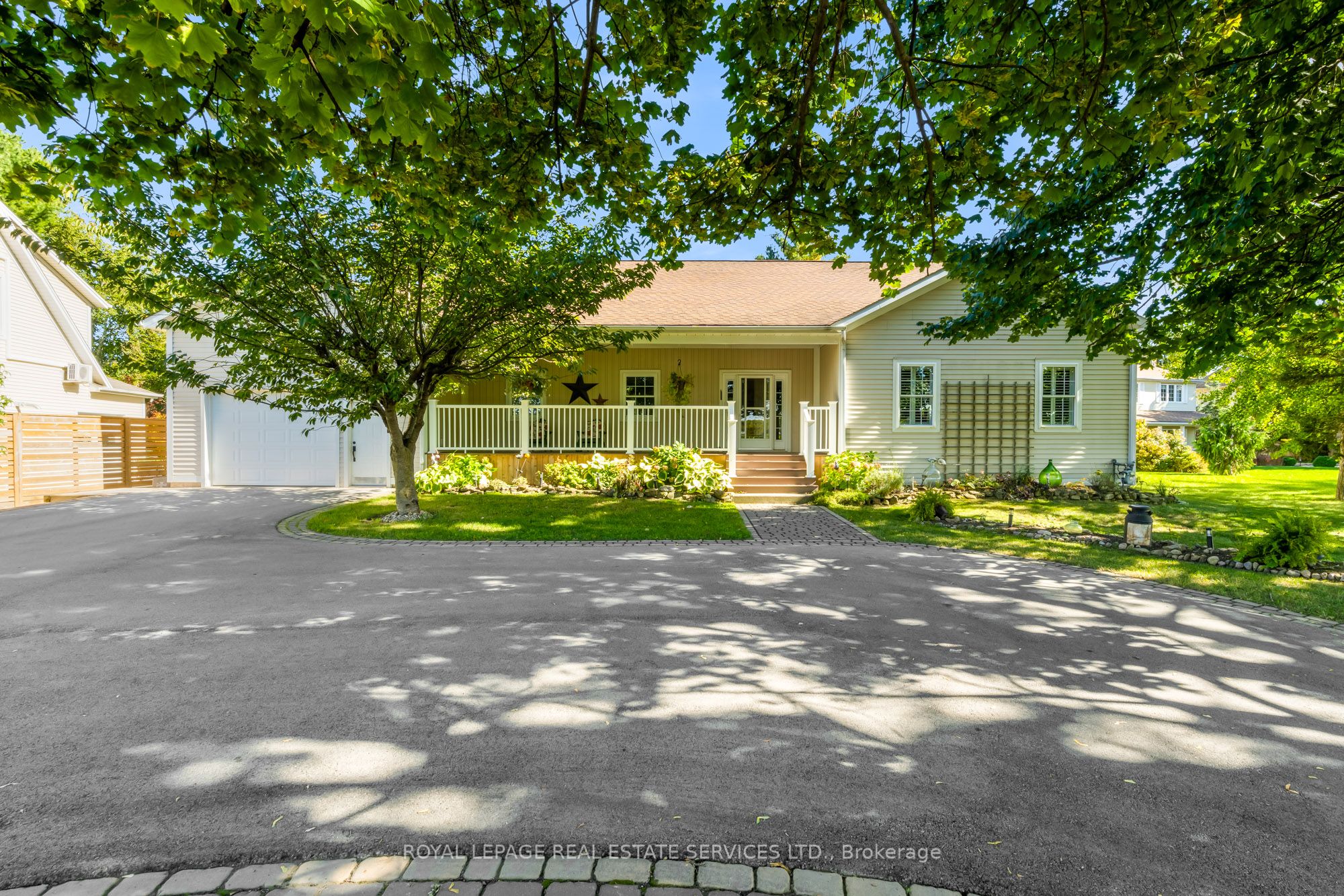 199 Niagara Street Property Photo