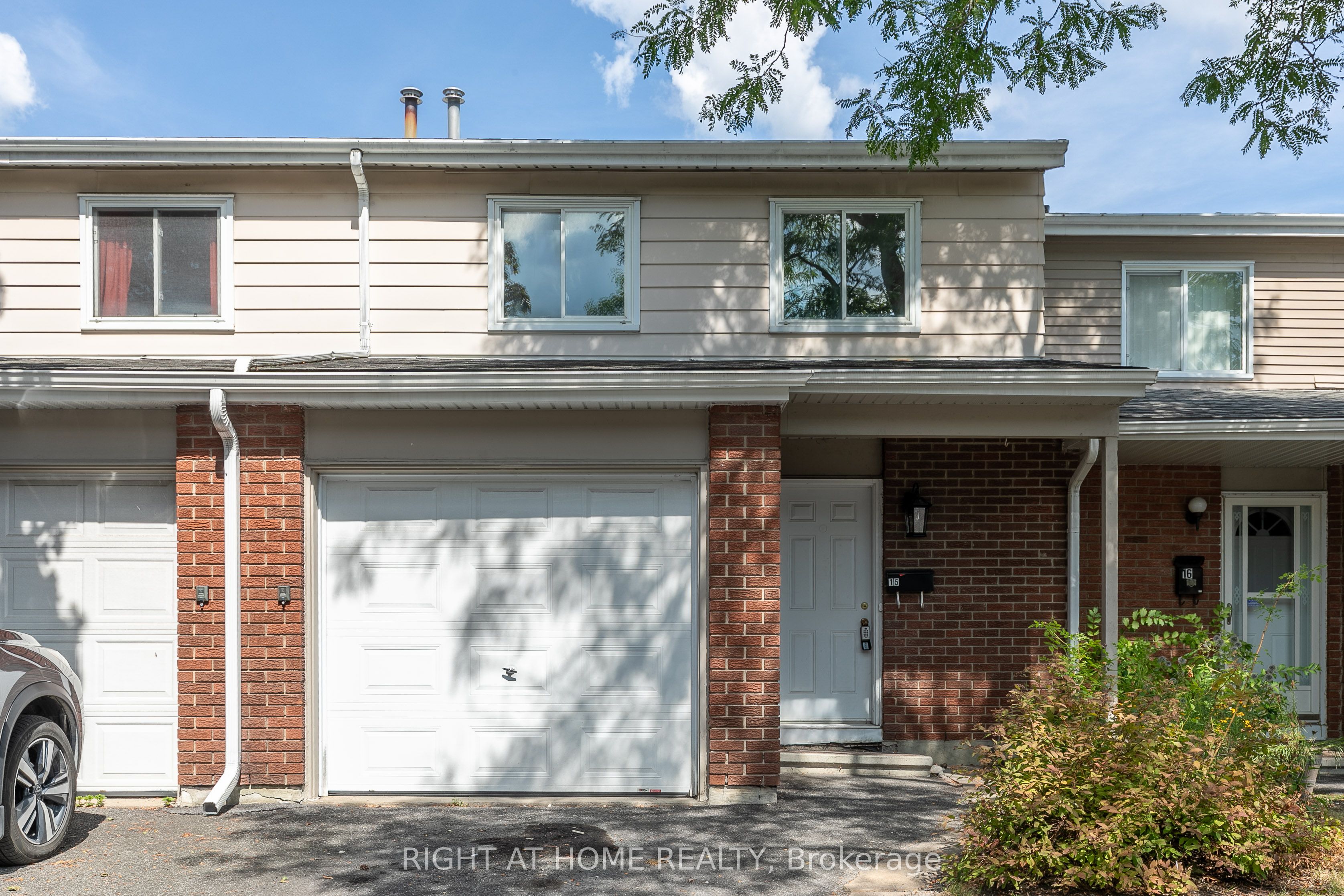 2669 Southvale Crescent 15 Property Photo 1