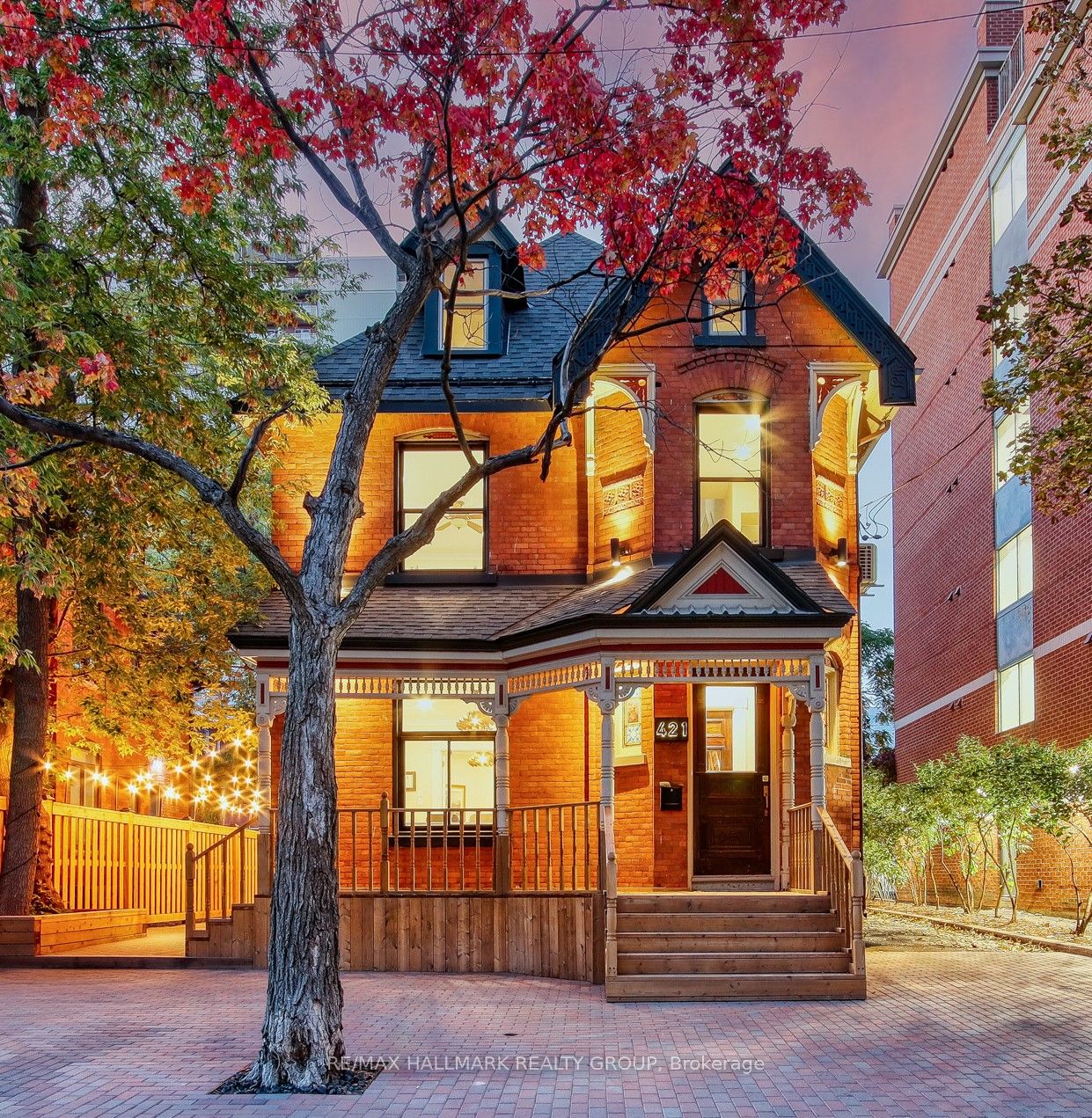 421 Gilmour Street Property Photo 1